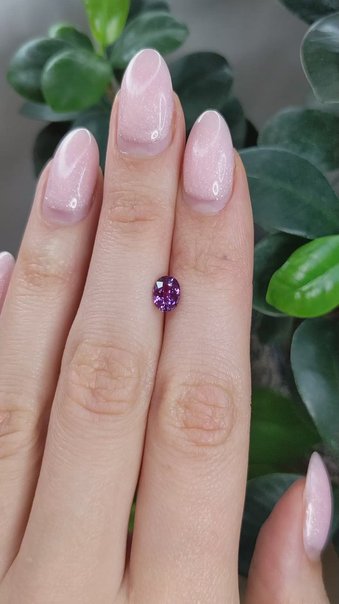 1.00 Ct. Pinkish Purple Sapphire from Madagascar Size Video