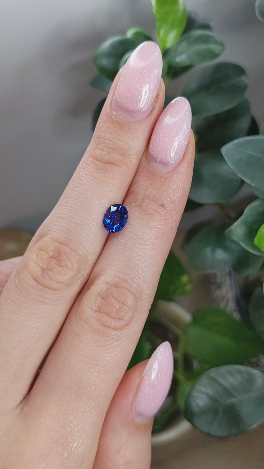 1.35 Ct. Blue Sapphire from Ceylon (Sri Lanka) Size Video