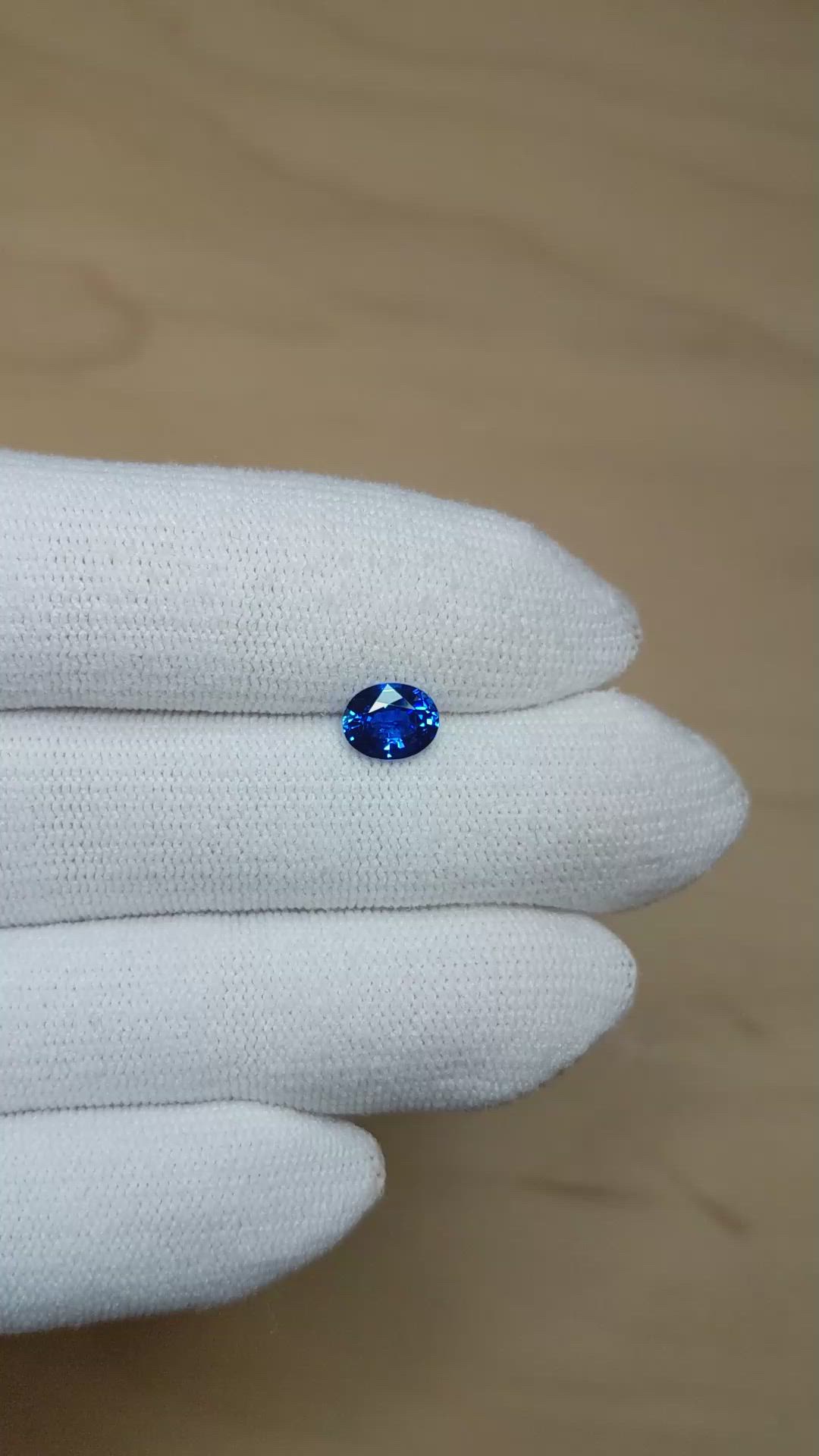 1.13 Ct. Blue Sapphire from Ceylon (Sri Lanka) Size Video