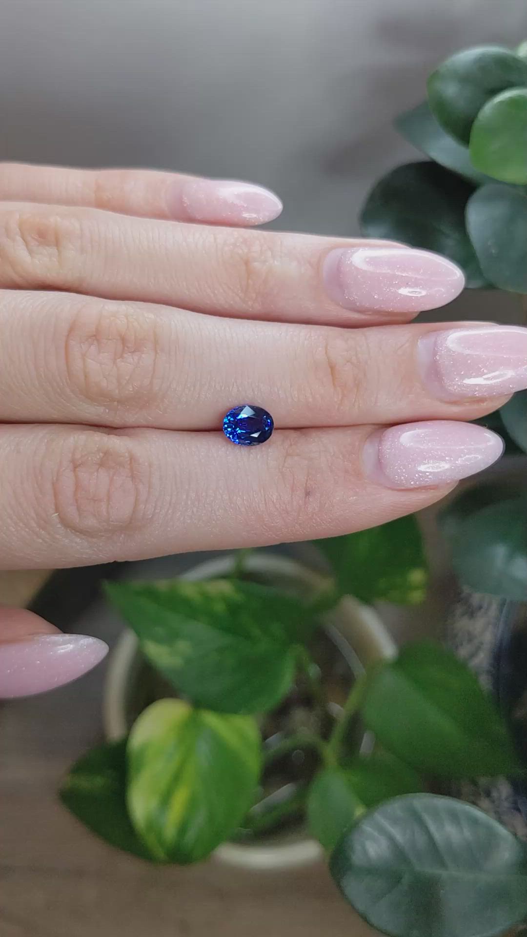 1.13 Ct. Blue Sapphire from Ceylon (Sri Lanka) Size Video