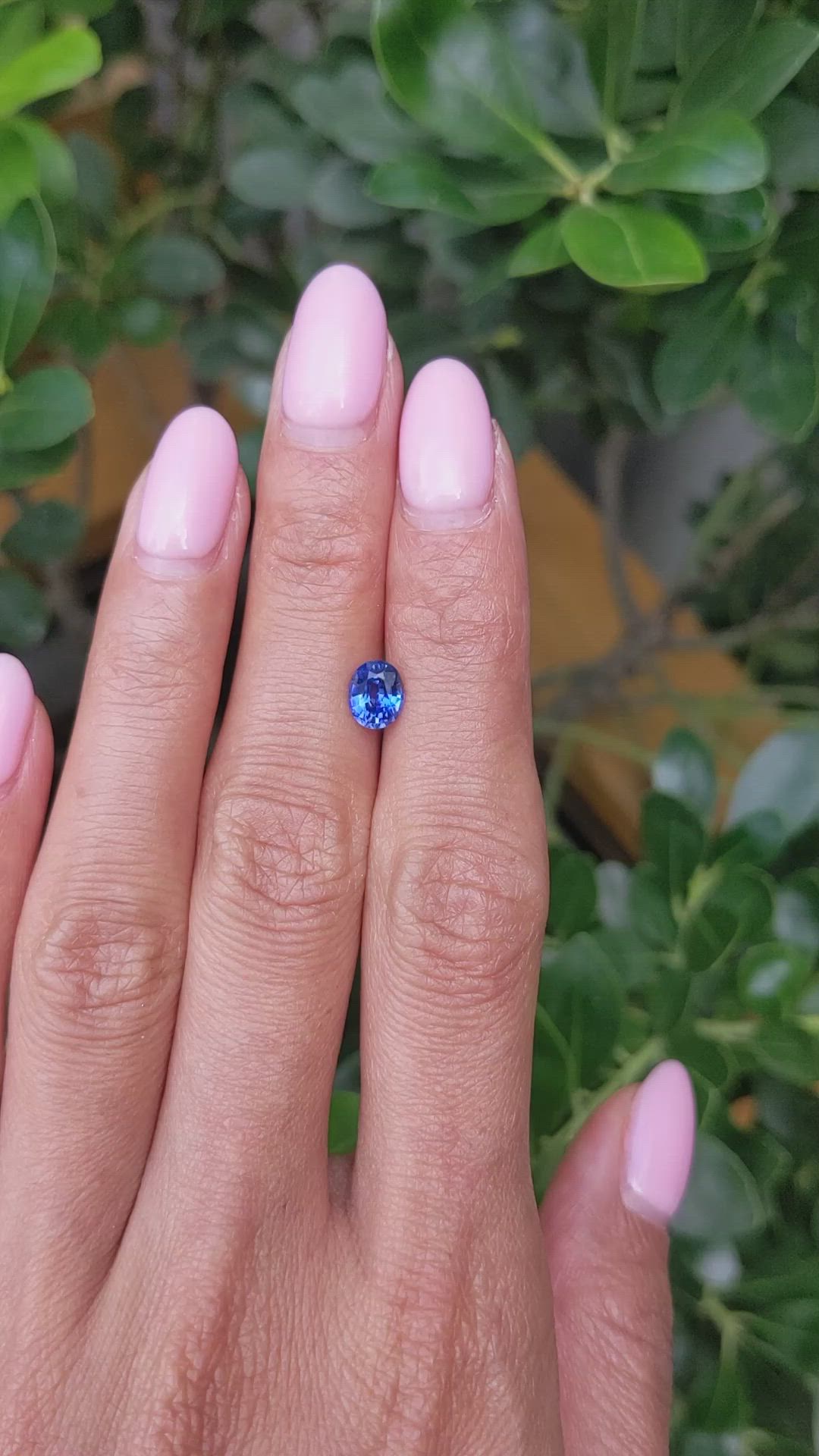 1.01 Ct. Blue Sapphire from Ceylon (Sri Lanka) Size Video