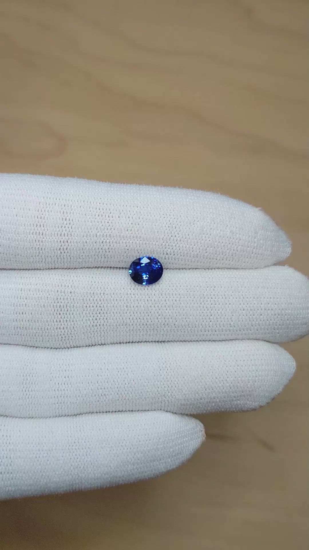 1.34 Ct. Blue Sapphire from Ceylon (Sri Lanka) Size Video