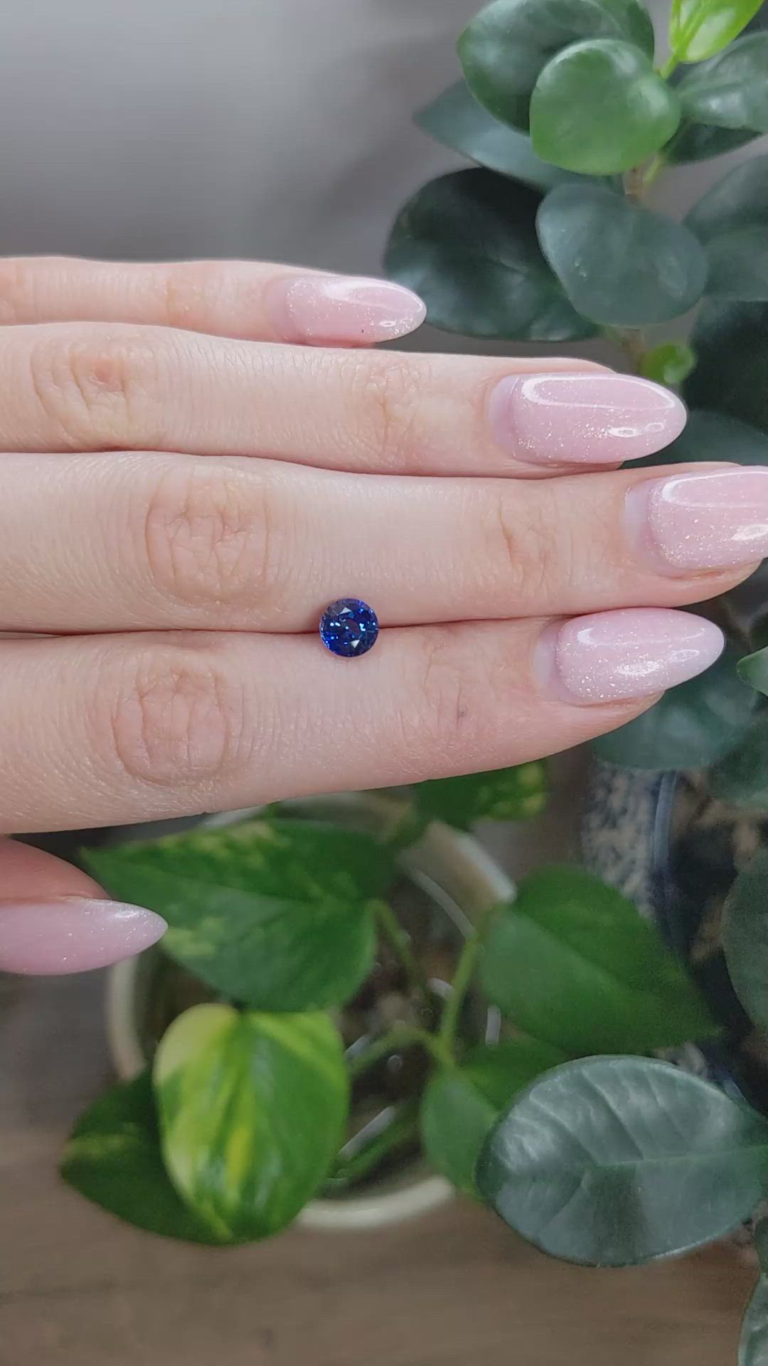 1.07 Ct. Blue Sapphire from Ceylon (Sri Lanka) Size Video