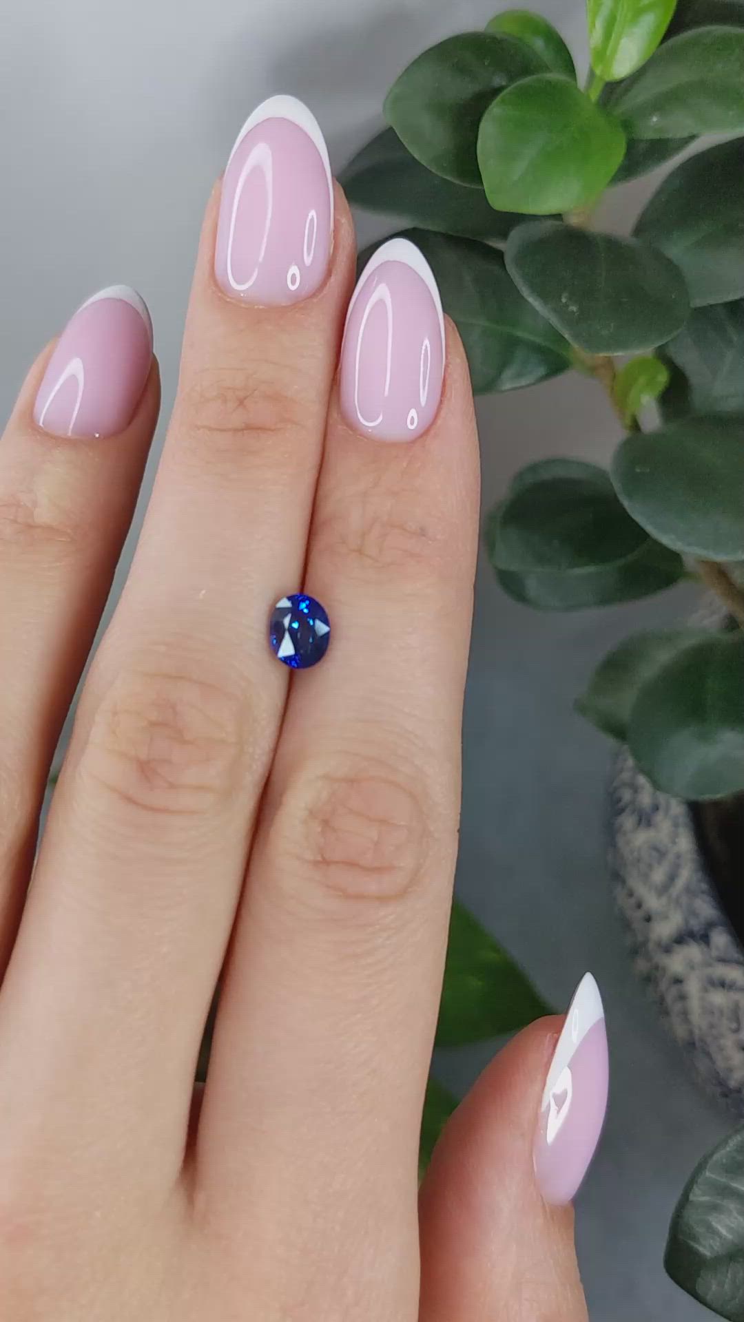 1.27 Ct. Blue Sapphire from Ceylon (Sri Lanka) Size Video