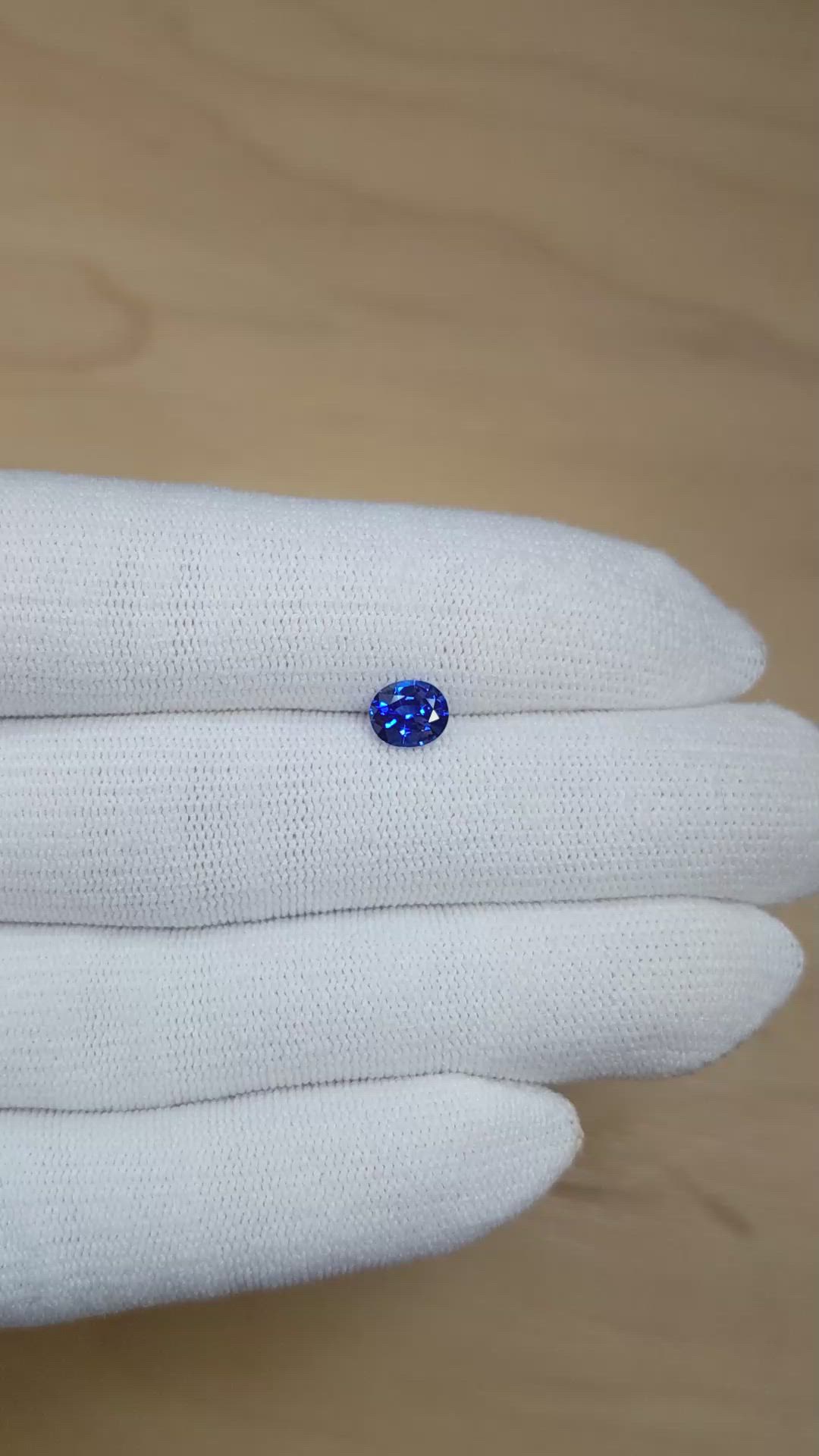 1.04 Ct. Blue Sapphire from Ceylon (Sri Lanka) Size Video