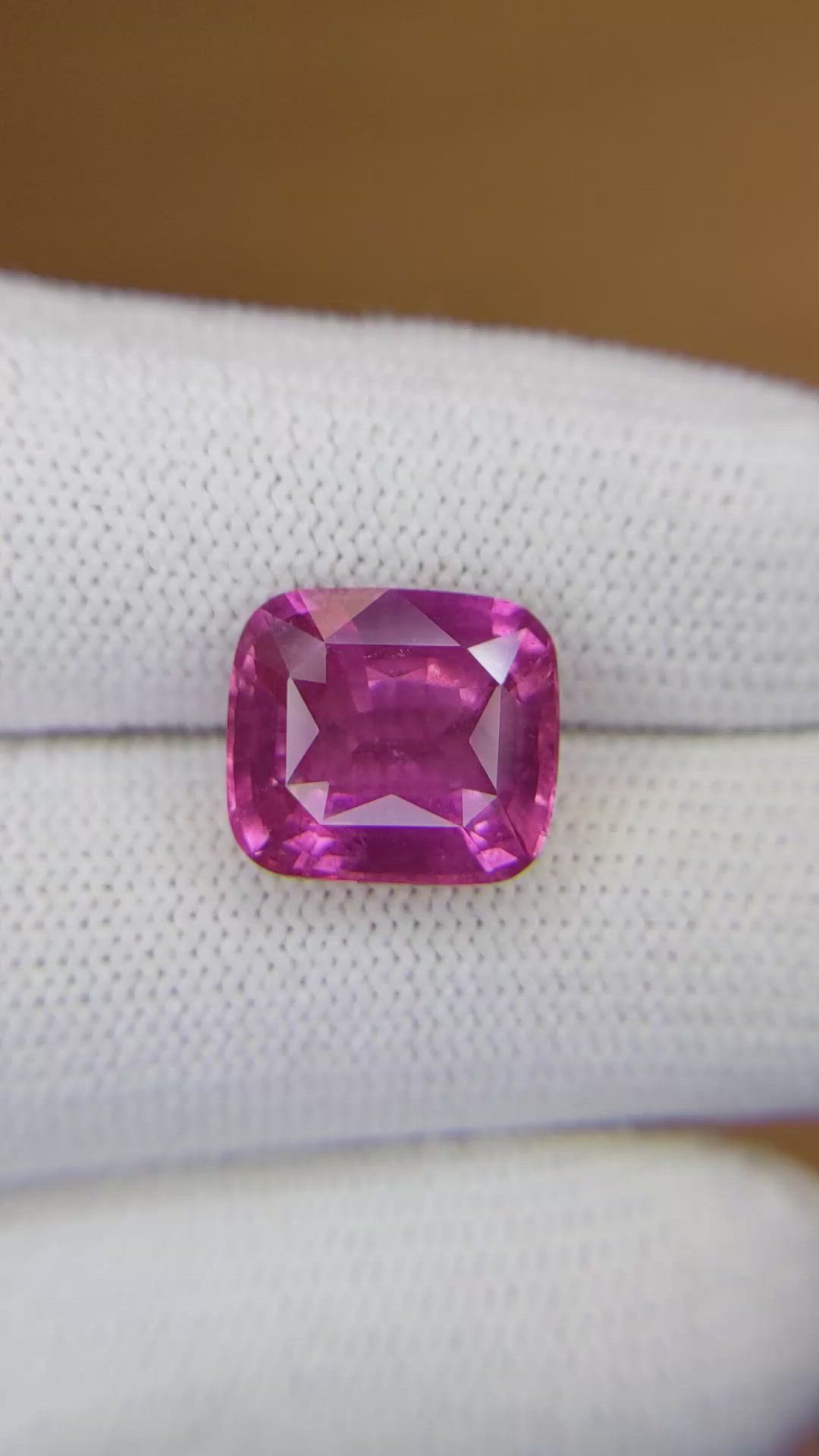 7.02 Ct. Purplish Pink Sapphire from Madagascar Size Video
