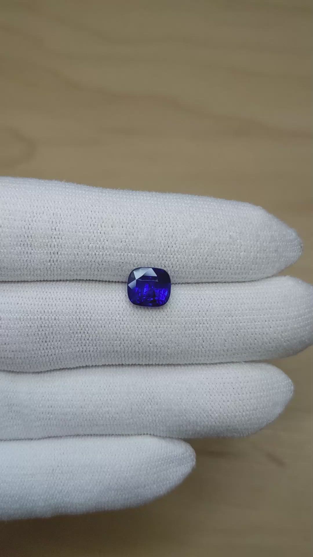 3.14 Ct. Blue Sapphire from Ceylon (Sri Lanka) Size Video