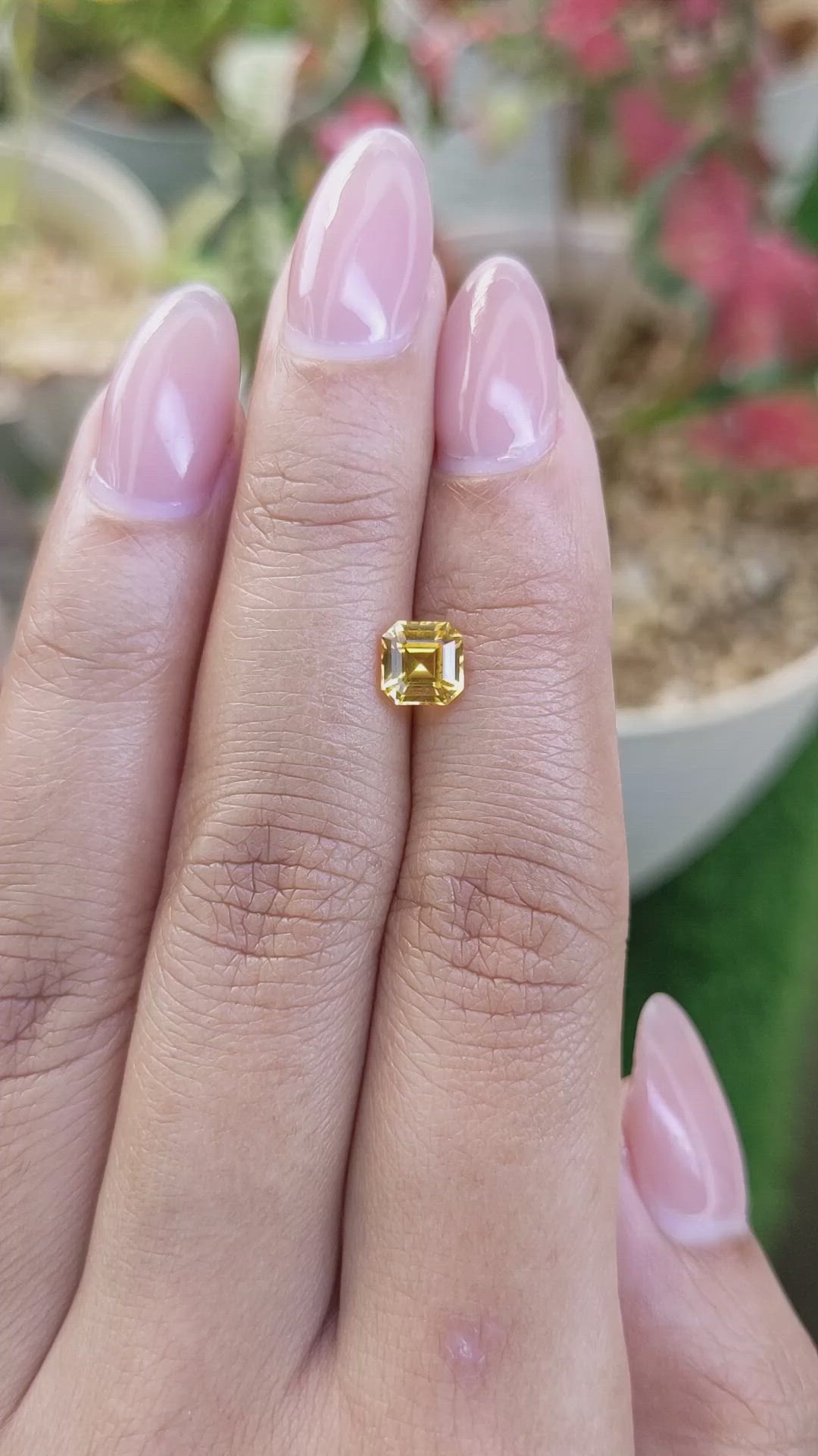 1.18 Ct. Orangish Yellow Sapphire from Ceylon (Sri Lanka) Size Video
