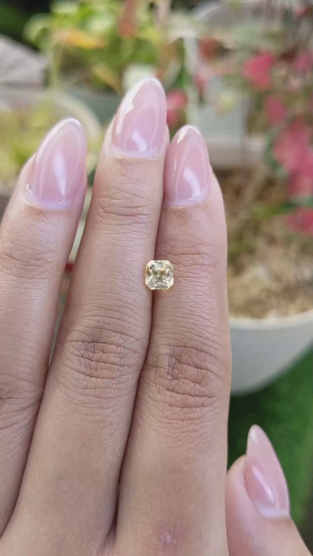 1.08 Ct. Yellow Sapphire from Ceylon (Sri Lanka) Size Video