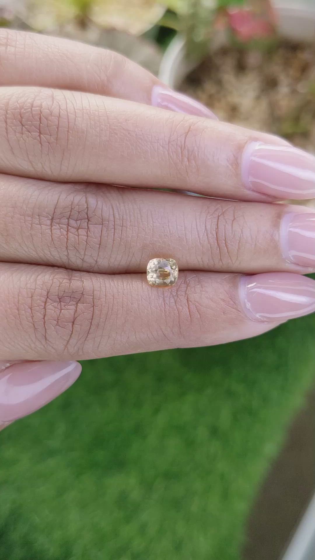 1.16 Ct. Yellow Sapphire from Ceylon (Sri Lanka) Size Video
