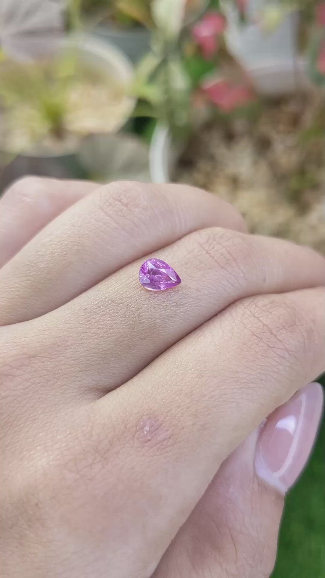0.86 Ct. Pinkish Purple Sapphire from Ceylon (Sri Lanka) Size Video