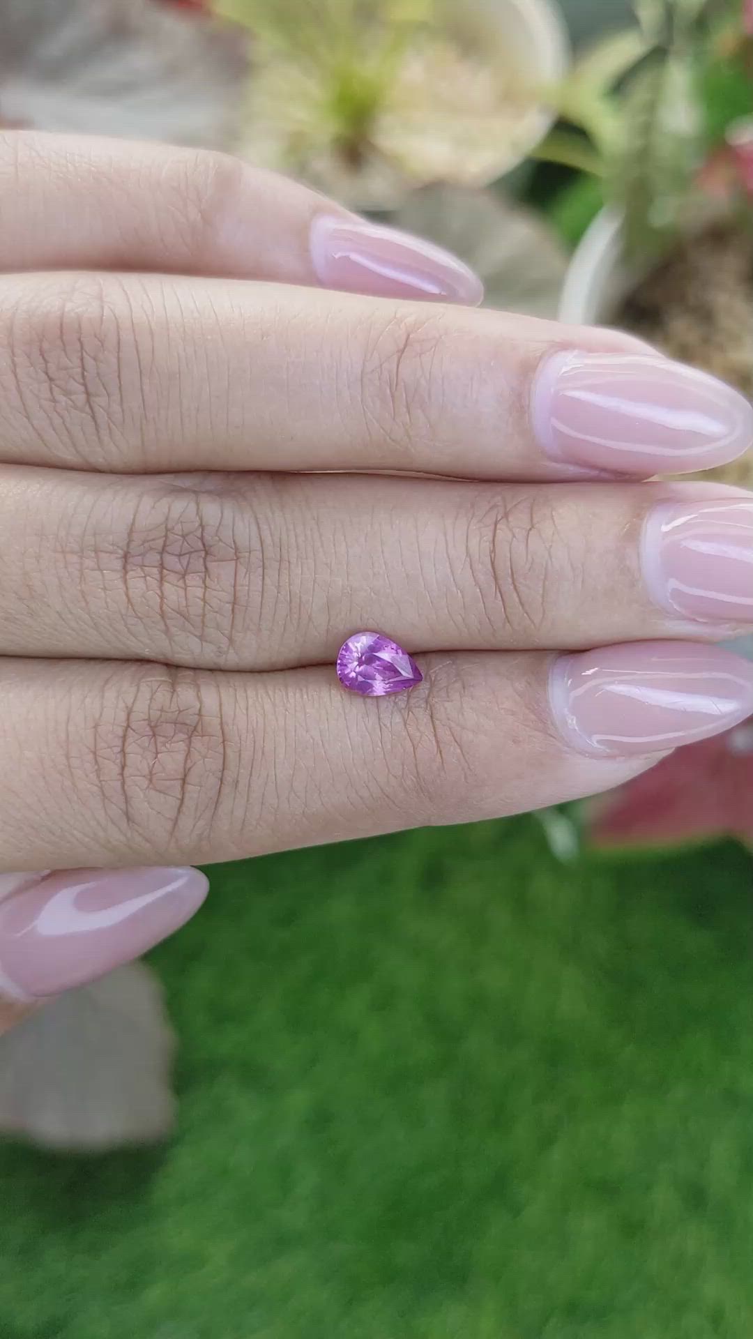 0.86 Ct. Pinkish Purple Sapphire from Ceylon (Sri Lanka) Size Video