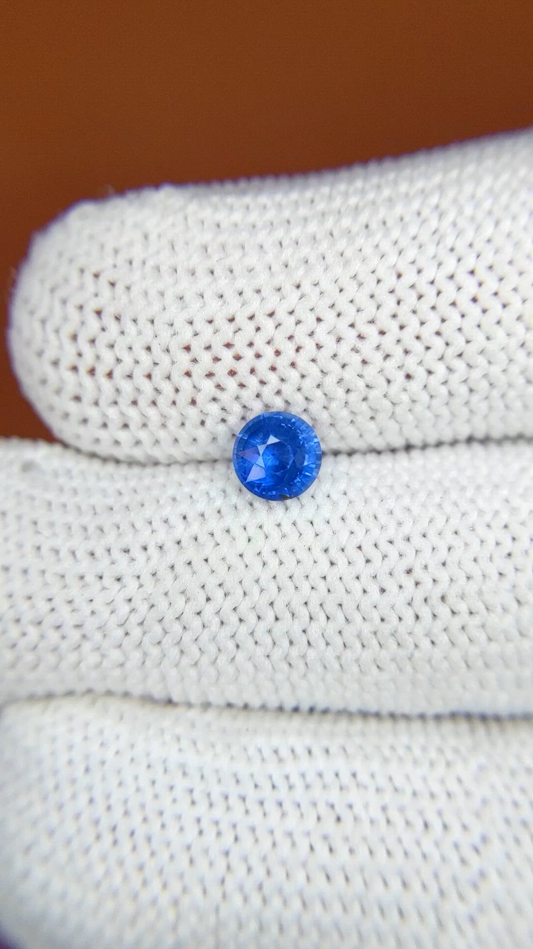 0.64 Ct. Blue Sapphire from Ceylon (Sri Lanka) Size Video