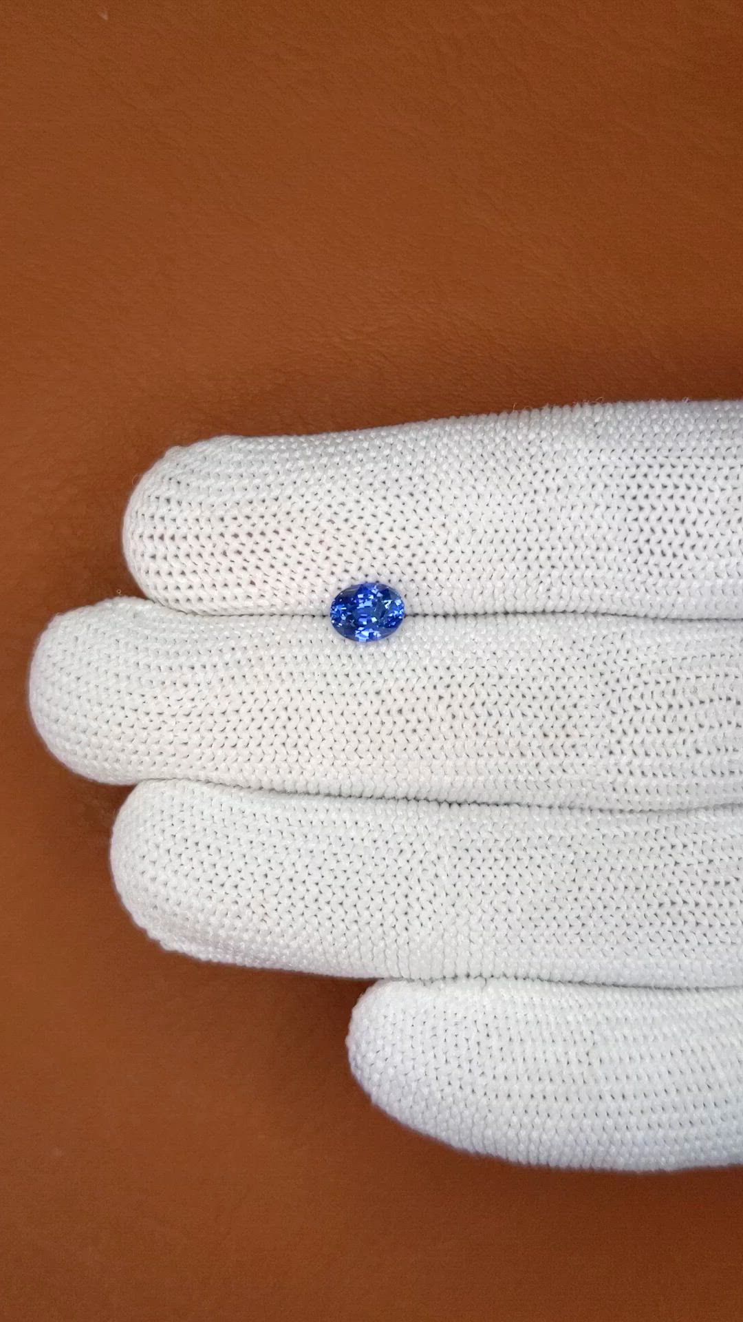 1.04 Ct. Blue Sapphire from Ceylon (Sri Lanka) Size Video