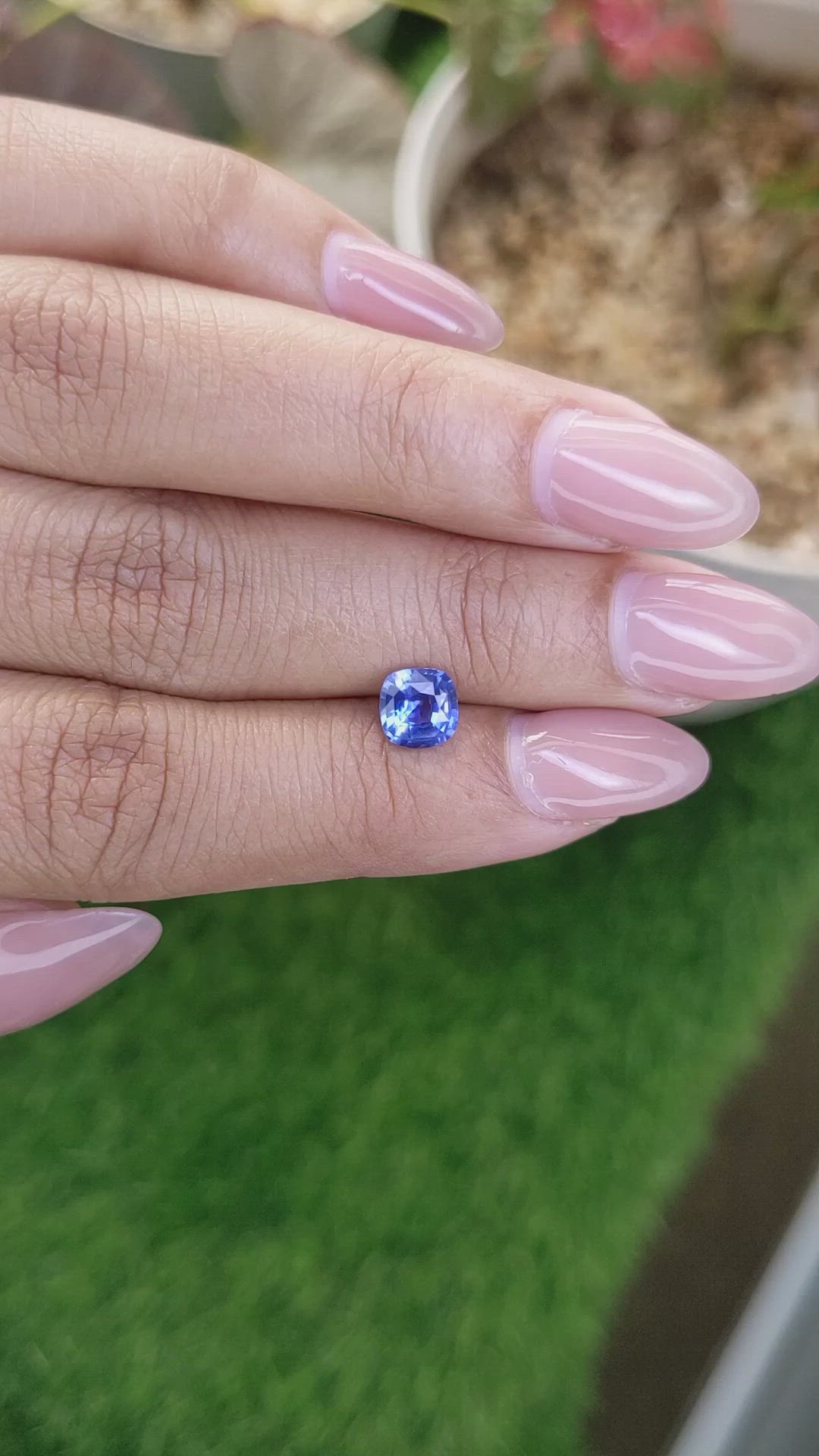 1.07 Ct. Blue Sapphire from Ceylon (Sri Lanka) Size Video