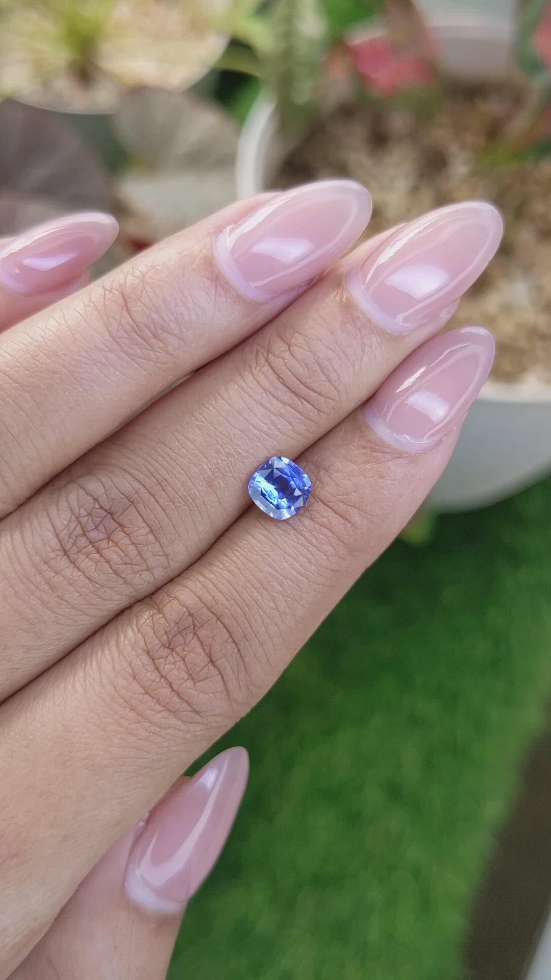1.07 Ct. Blue Sapphire from Ceylon (Sri Lanka) Size Video