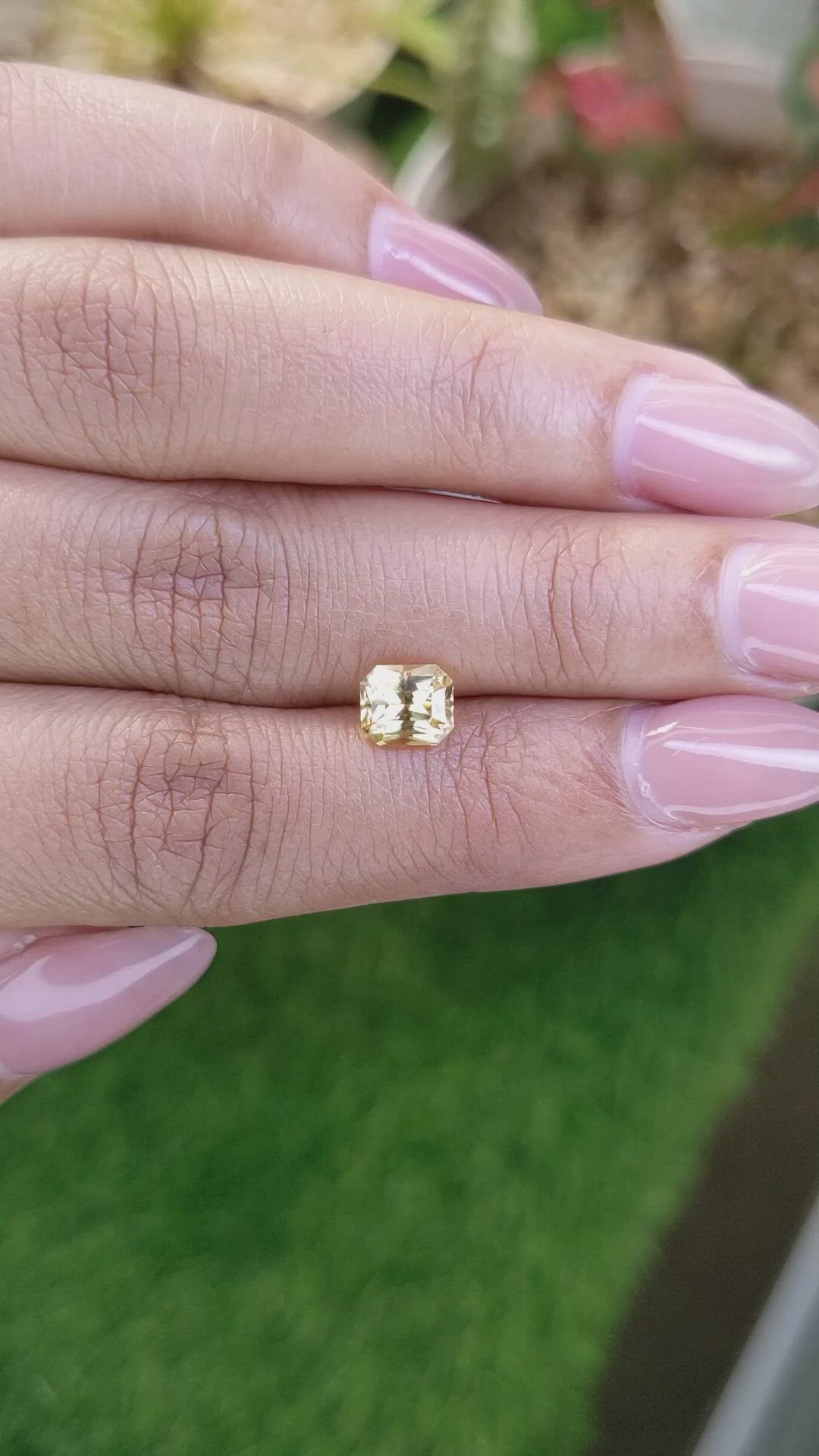 1.51 Ct. Yellow Sapphire from Ceylon (Sri Lanka) Size Video