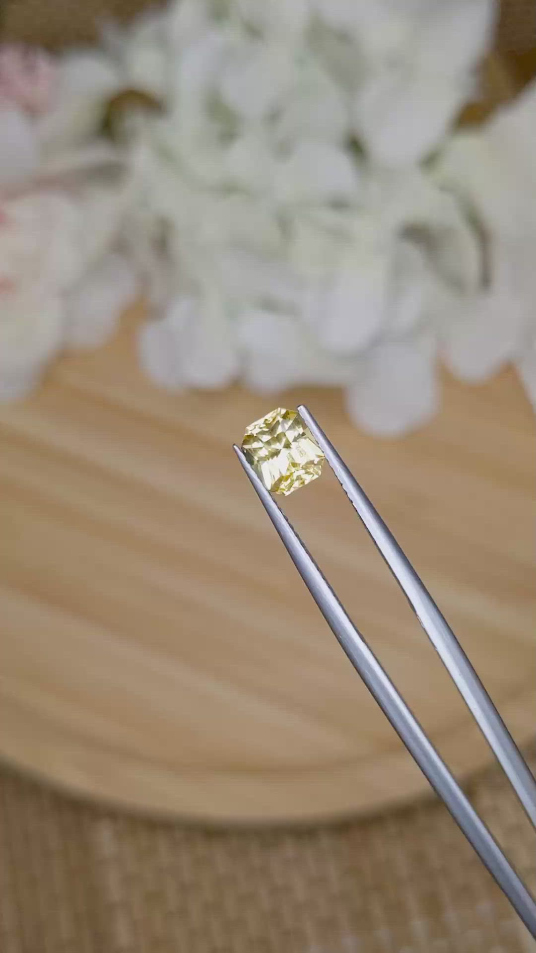 1.51 Ct. Yellow Sapphire from Ceylon (Sri Lanka) Size Video