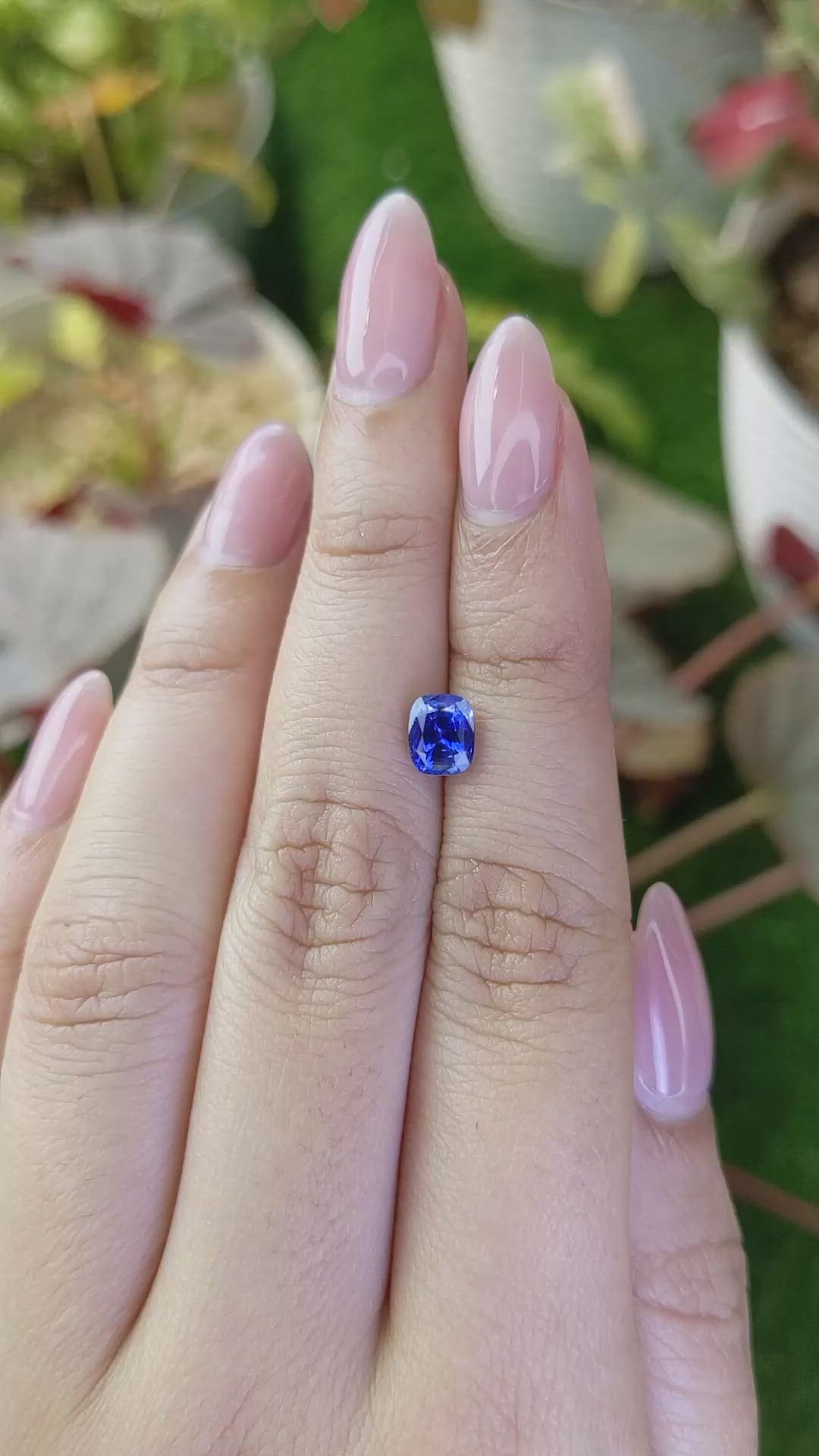 1.12 Ct. Blue Sapphire from Ceylon (Sri Lanka) Size Video