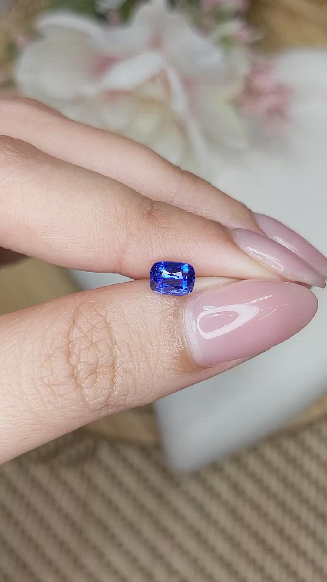 1.06 Ct. Blue Sapphire from Ceylon (Sri Lanka) Size Video