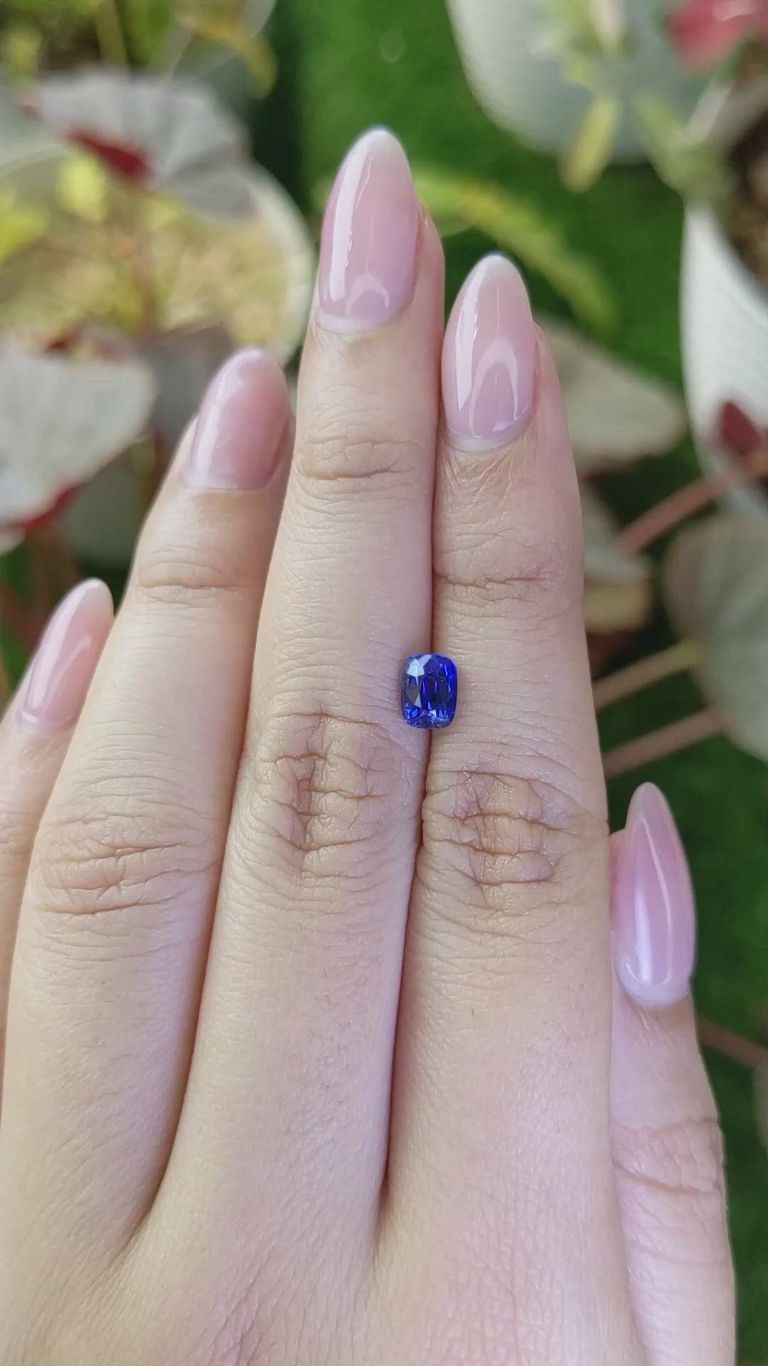 1.06 Ct. Blue Sapphire from Ceylon (Sri Lanka) Size Video