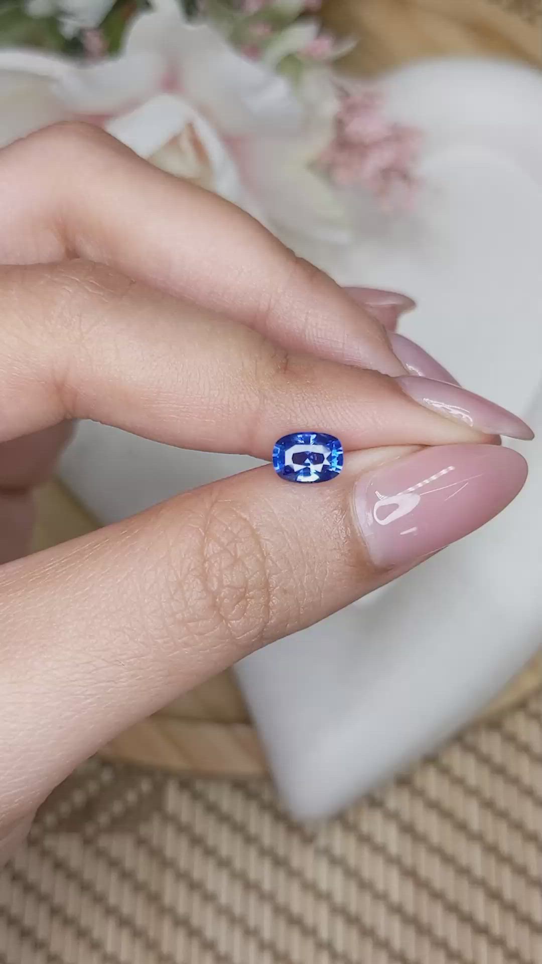 1.10 Ct. Blue Sapphire from Ceylon (Sri Lanka) Size Video