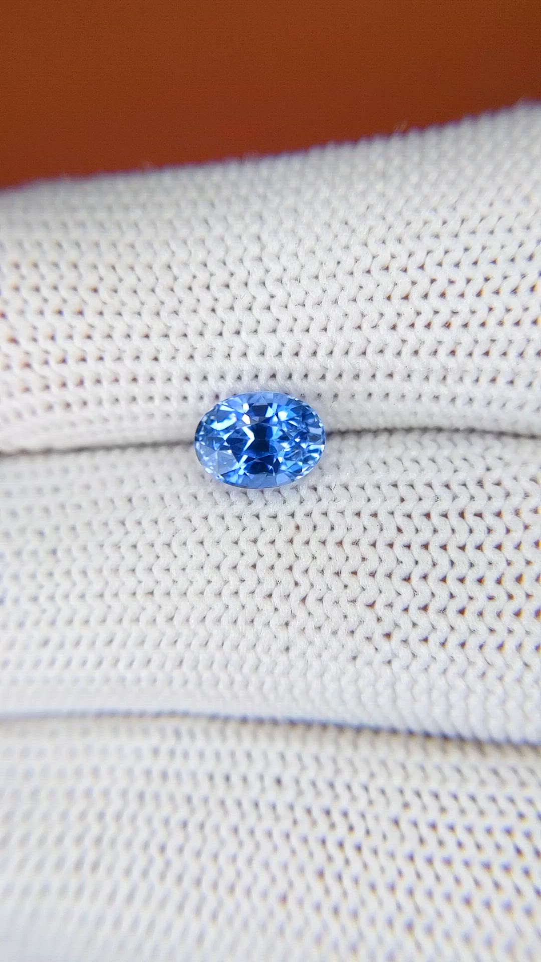 1.55 Ct. Blue Sapphire from Ceylon (Sri Lanka) Size Video