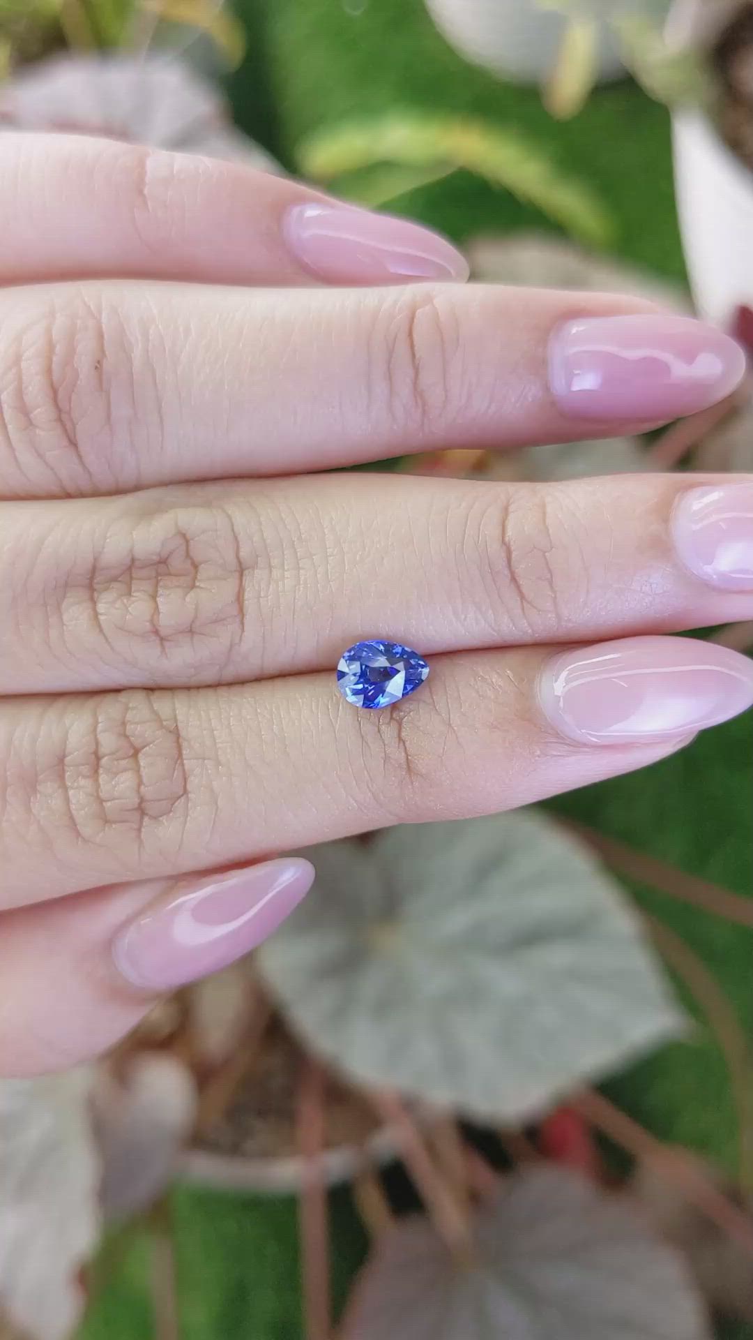1.03 Ct. Blue Sapphire from Ceylon (Sri Lanka) Size Video