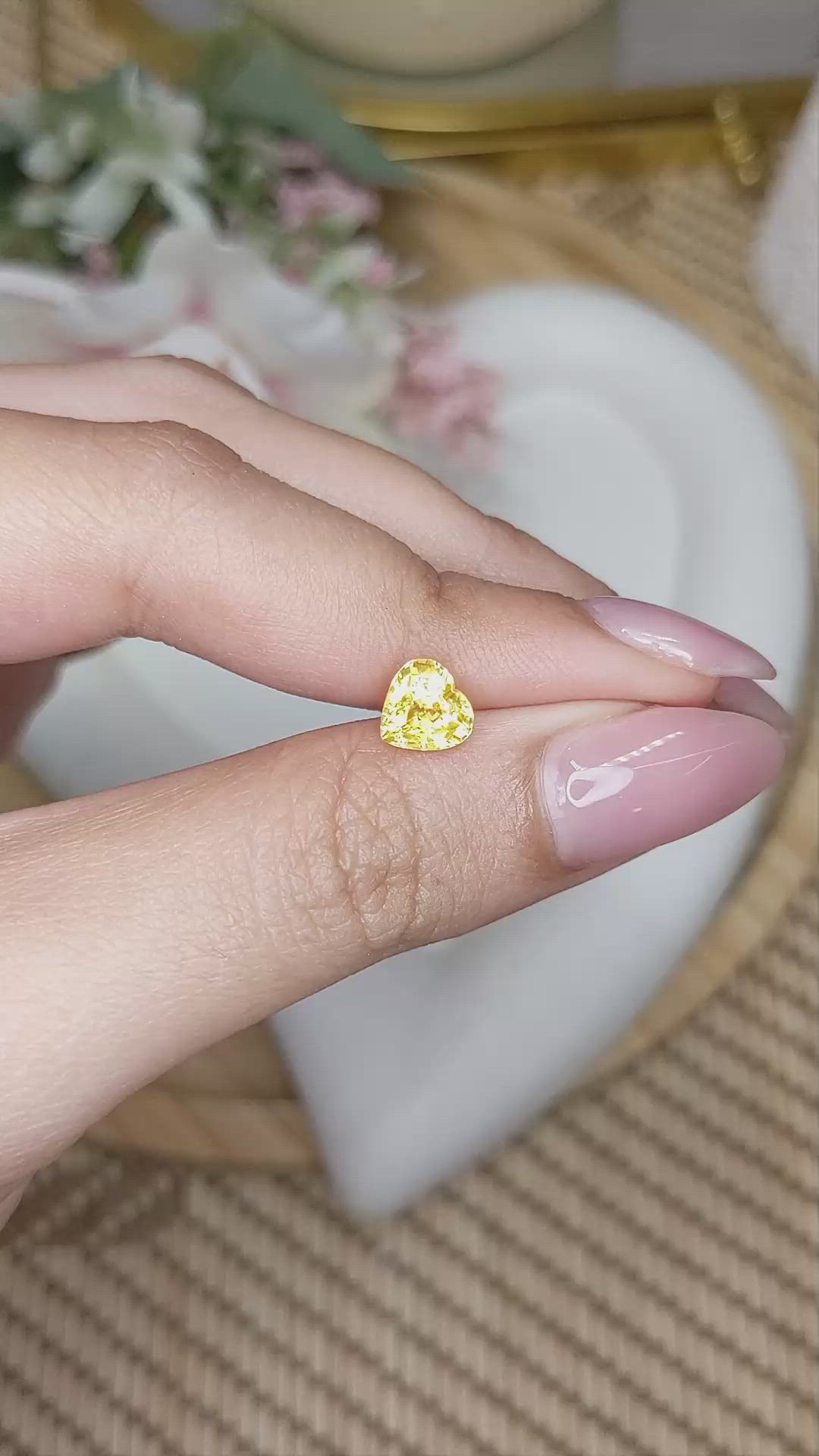 1.47 Ct. Yellow Sapphire from Ceylon (Sri Lanka) Size Video