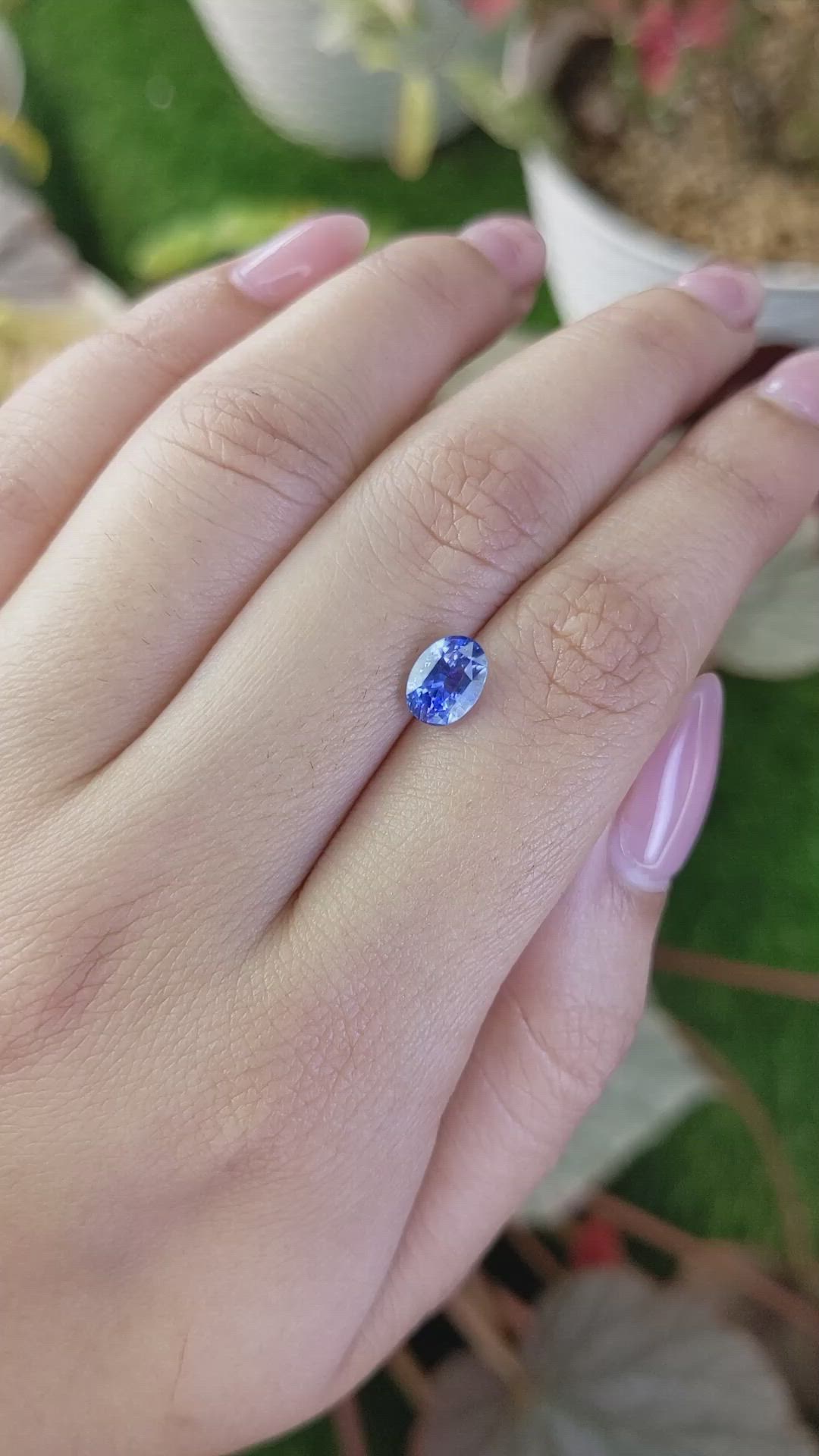 1.55 Ct. Blue Sapphire from Ceylon (Sri Lanka) Size Video