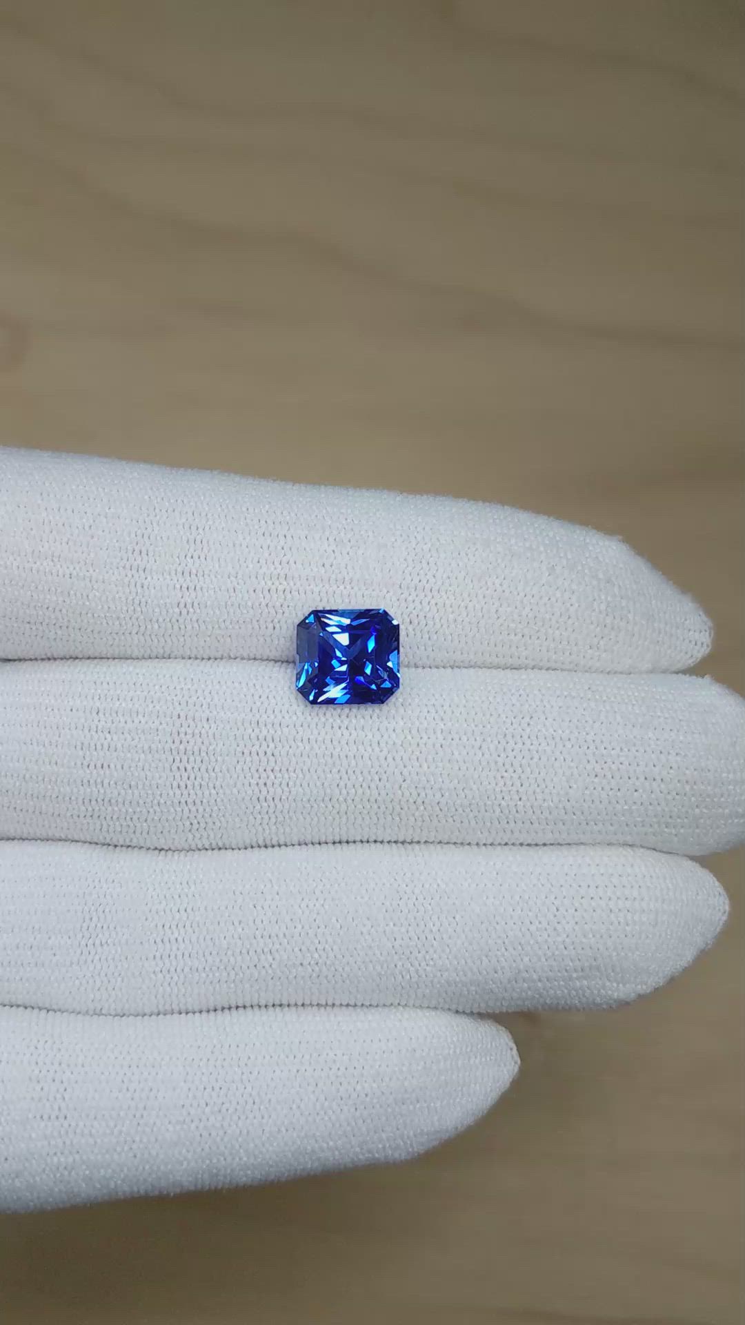 5.01 Ct. Blue Sapphire from Ceylon (Sri Lanka) Size Video