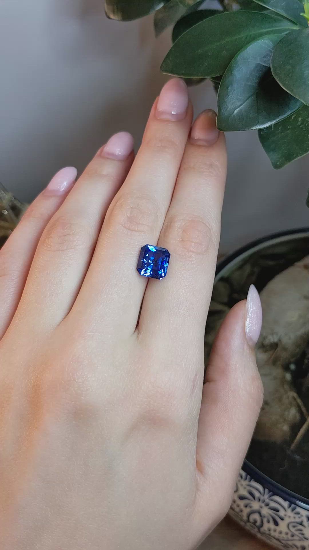 5.01 Ct. Blue Sapphire from Ceylon (Sri Lanka) Size Video
