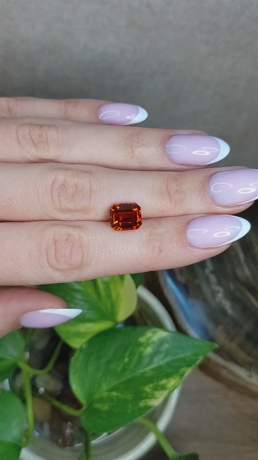 5.14 Ct. Orangish Brown Sapphire from Ceylon (Sri Lanka) Size Video