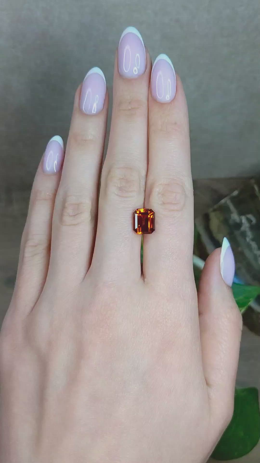 5.14 Ct. Orangish Brown Sapphire from Ceylon (Sri Lanka) Size Video