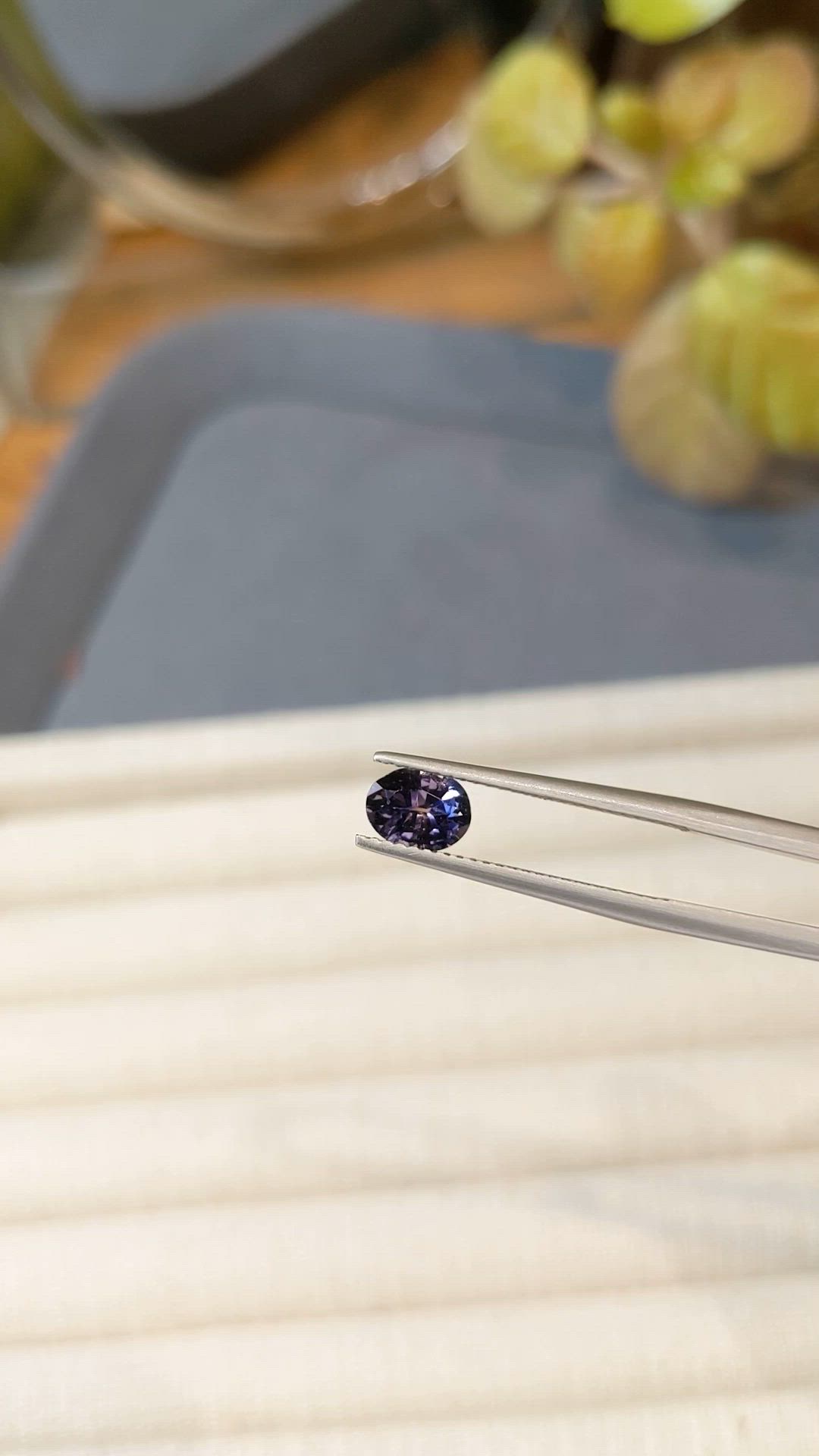 0.95 Ct. Pinkish Purple Sapphire from Ceylon (Sri Lanka) Size Video