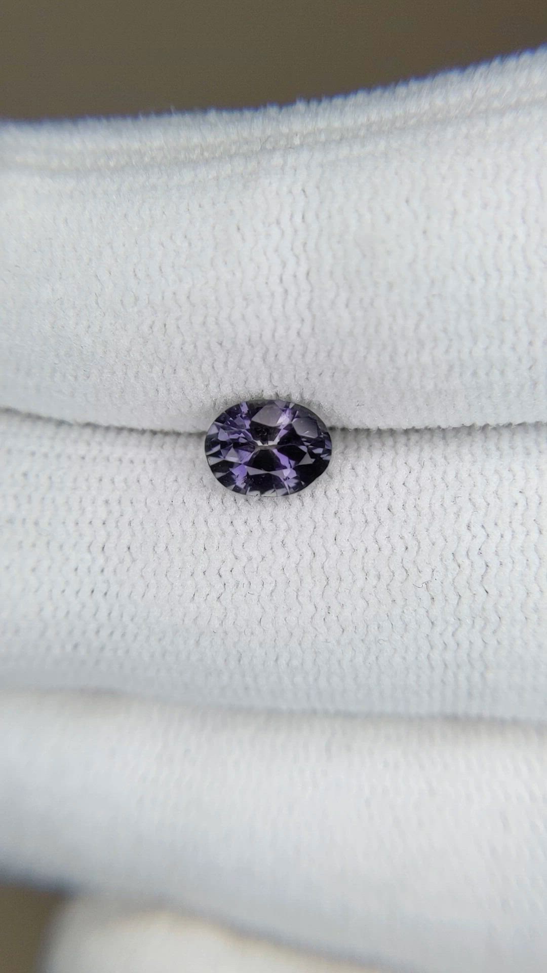 0.95 Ct. Pinkish Purple Sapphire from Ceylon (Sri Lanka) Size Video