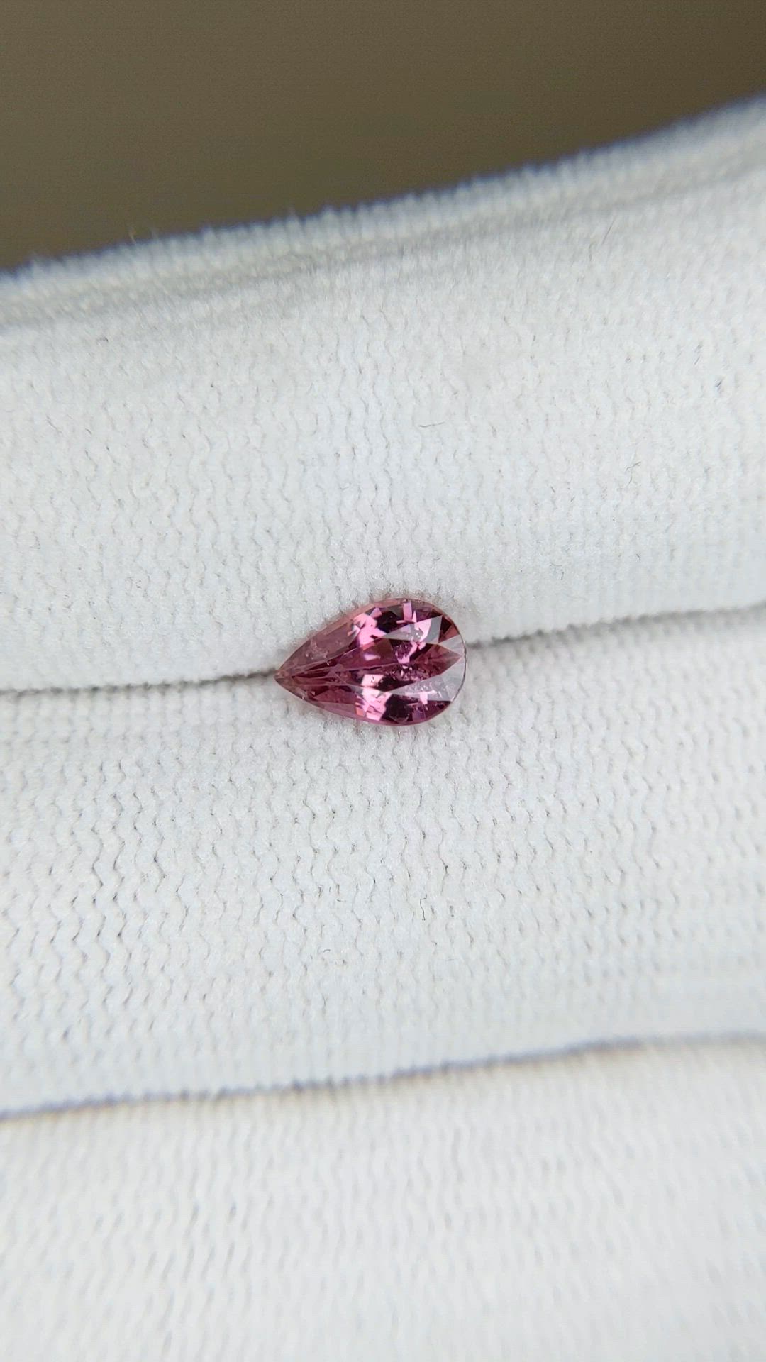 1.02 Ct. Purplish Pink Sapphire from Ceylon (Sri Lanka) Size Video