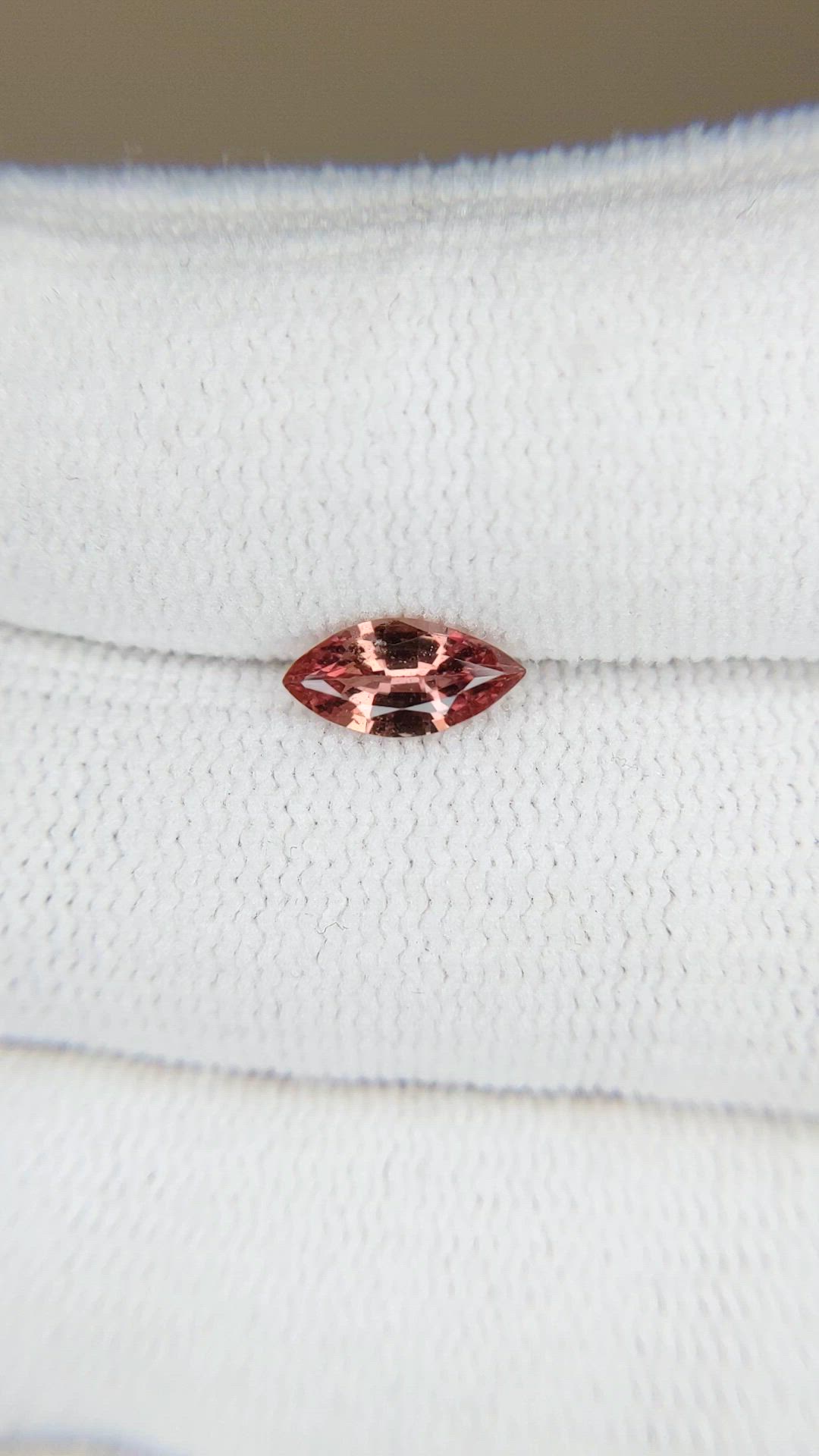 0.70 Ct. Padparadscha Sapphire from Ceylon (Sri Lanka) Size Video