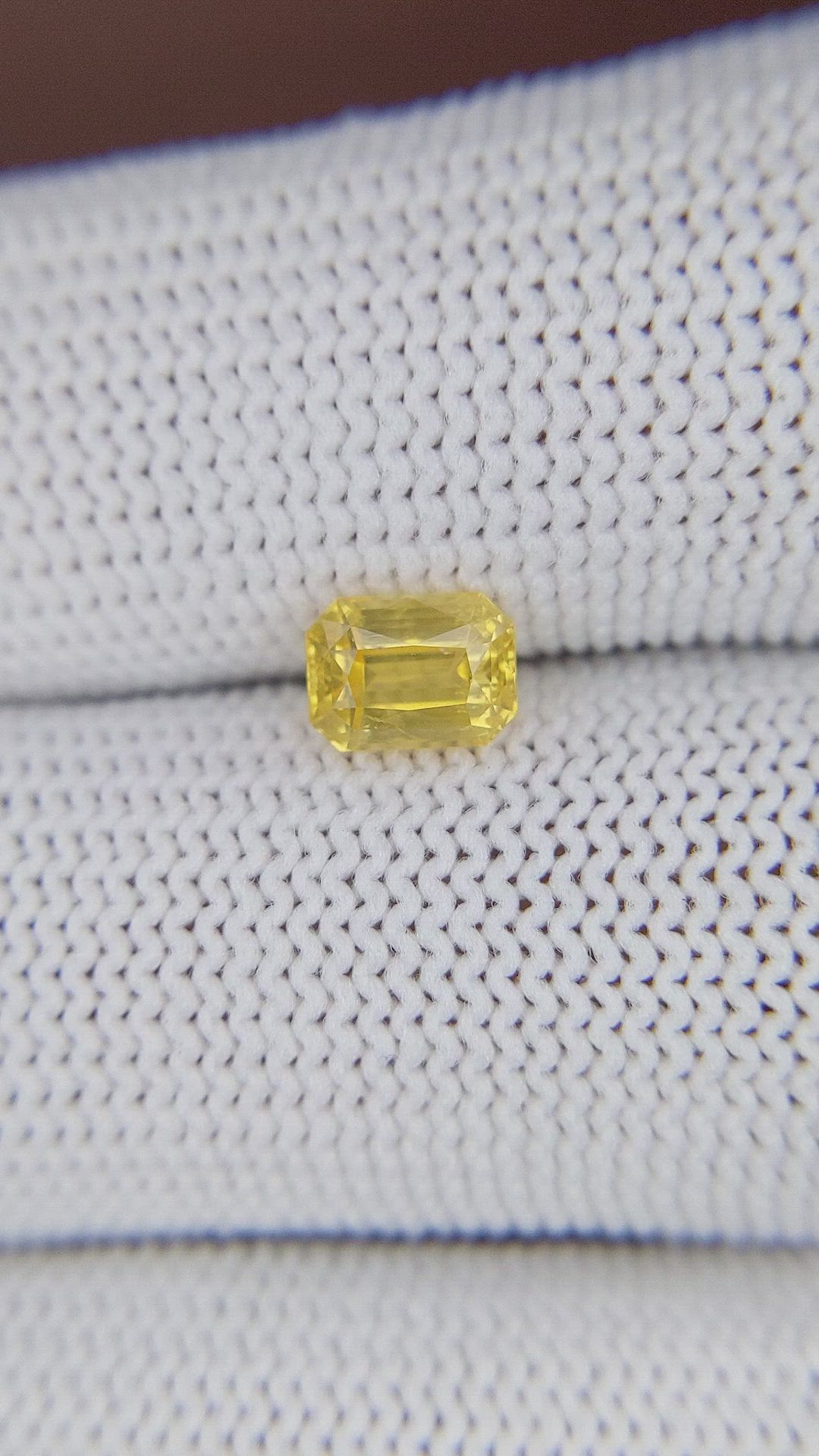 1.12 Ct. Yellow Sapphire from Ceylon (Sri Lanka) Size Video