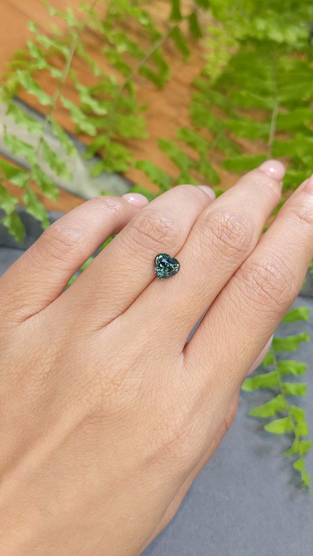 1.61 Ct. Bluish Green Sapphire from Montana Size Video
