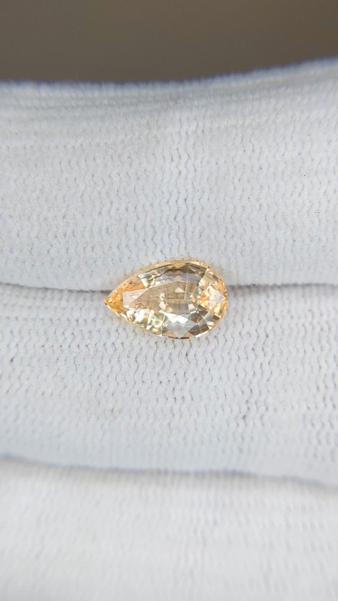 1.77 Ct. Yellow Sapphire from Ceylon (Sri Lanka) Size Video
