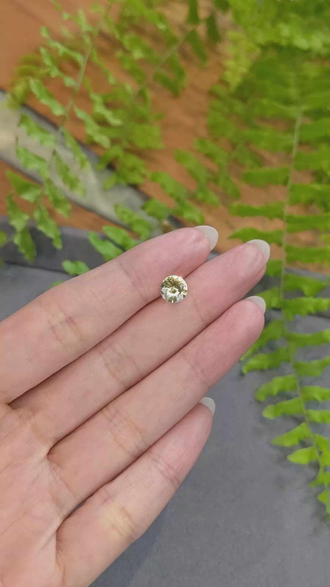 1.25 Ct. Yellow Sapphire from Ceylon (Sri Lanka) Size Video