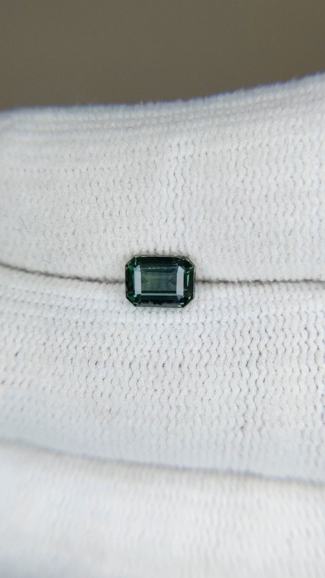 1.09 Ct. Green Sapphire from Ceylon (Sri Lanka) Size Video