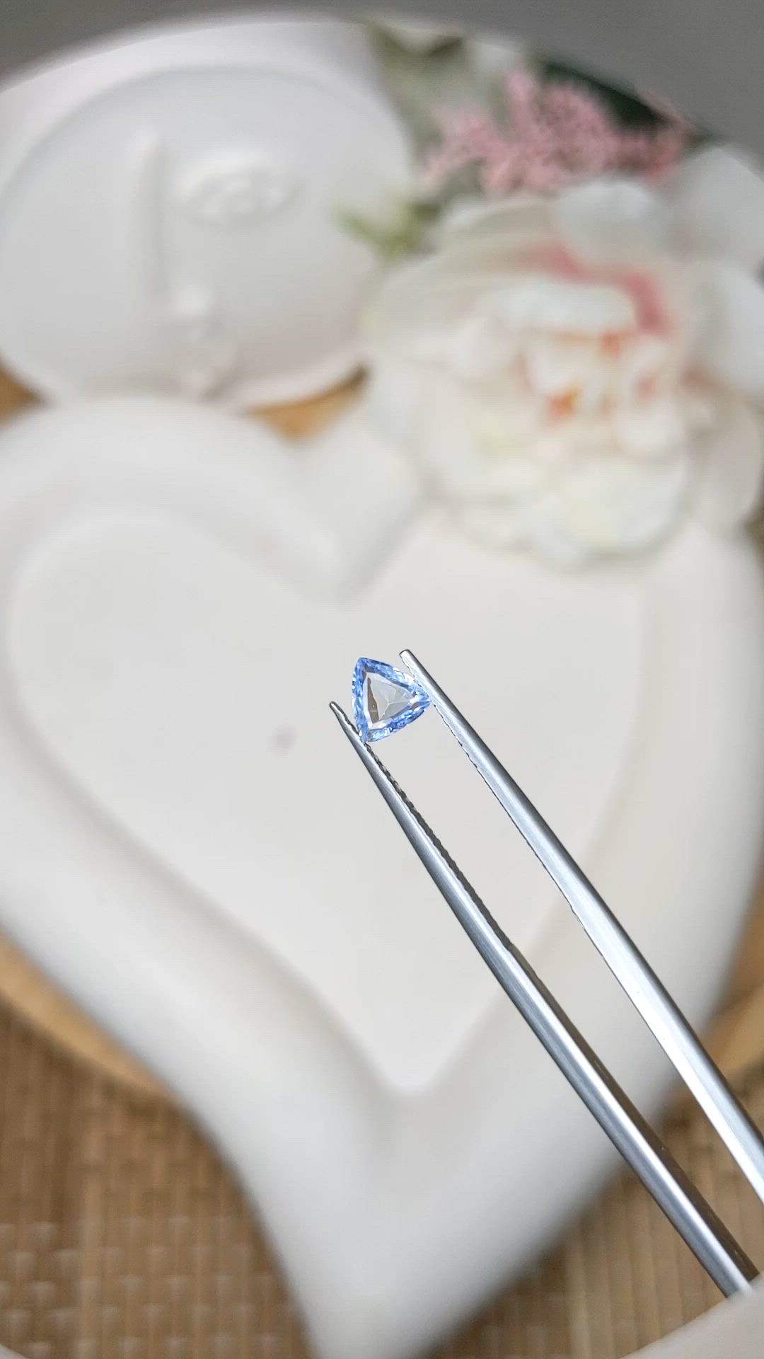0.52 Ct. Blue Sapphire from Ceylon (Sri Lanka) Size Video