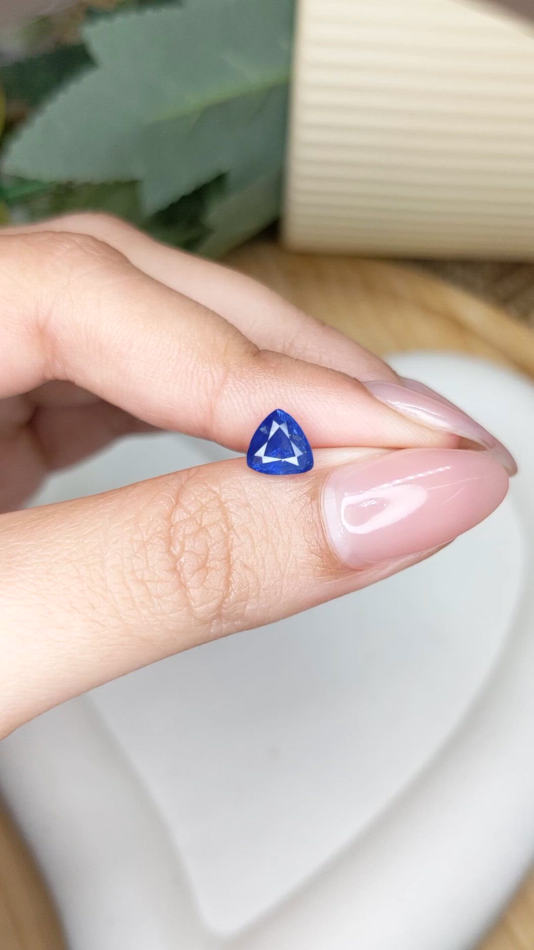 1.41 Ct. Blue Sapphire from Ceylon (Sri Lanka) Size Video