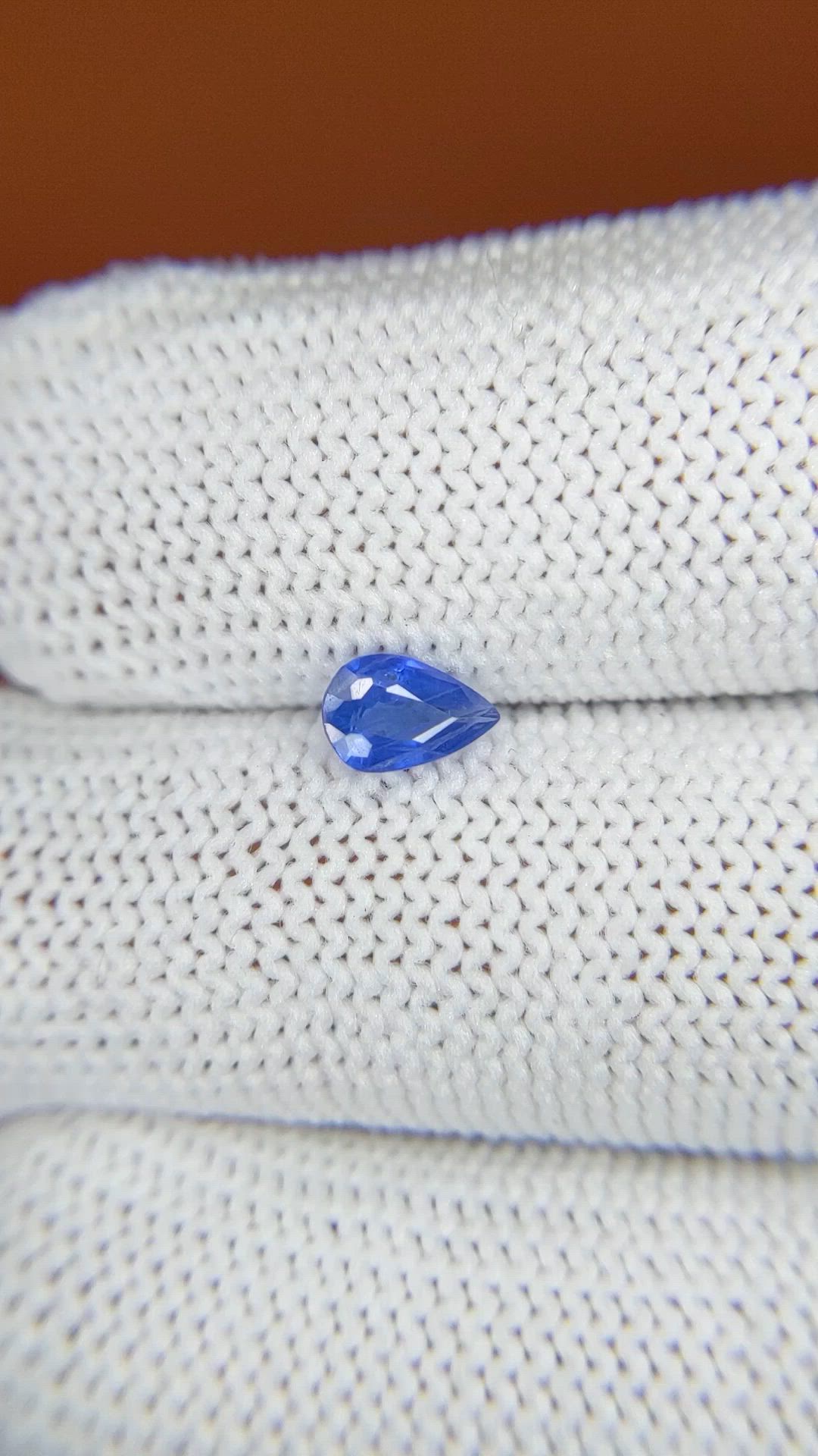 0.50 Ct. Blue Sapphire from Ceylon (Sri Lanka) Size Video