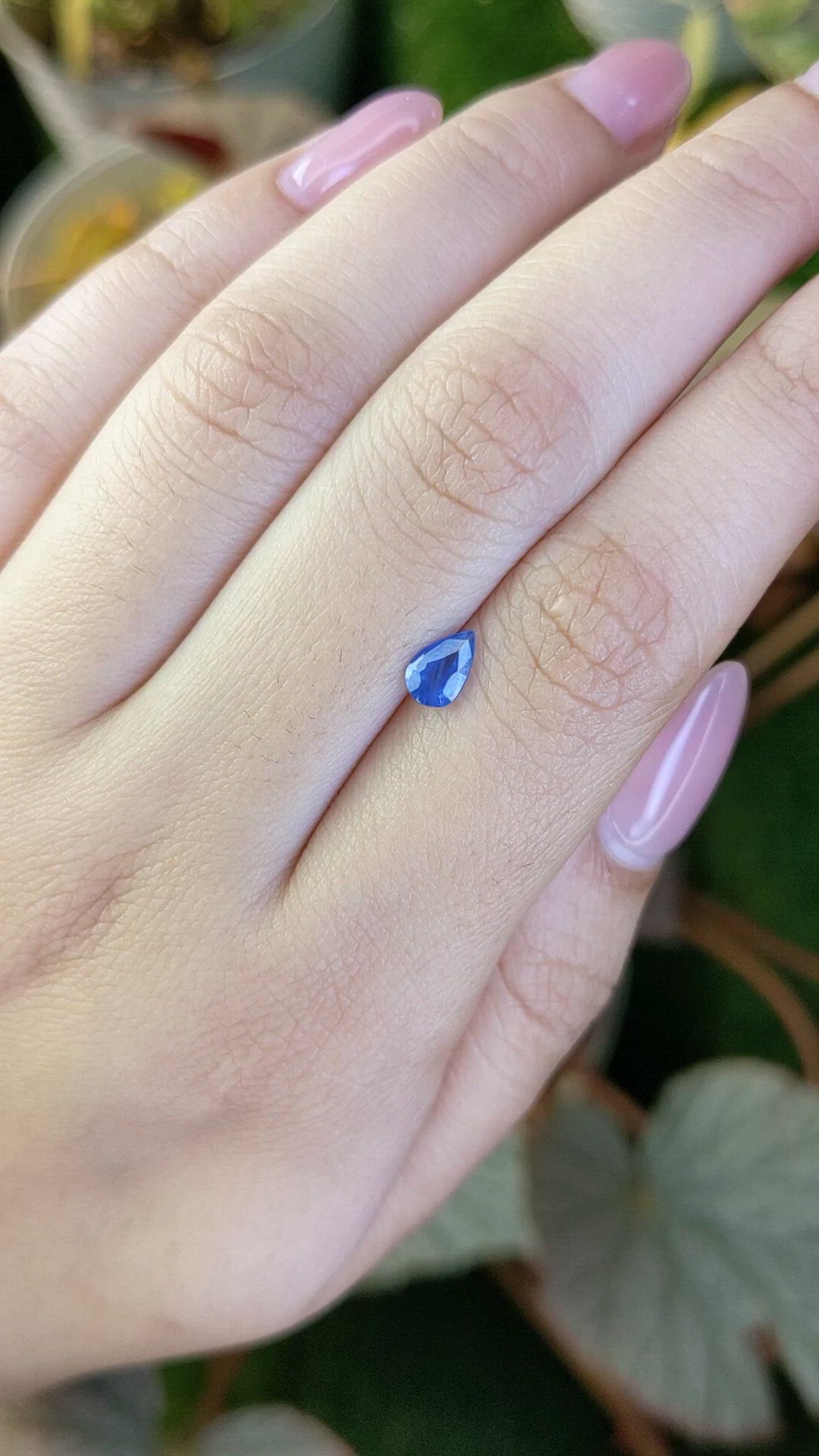 0.50 Ct. Blue Sapphire from Ceylon (Sri Lanka) Size Video