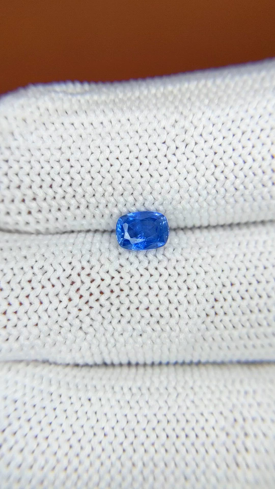0.69 Ct. Blue Sapphire from Ceylon (Sri Lanka) Size Video
