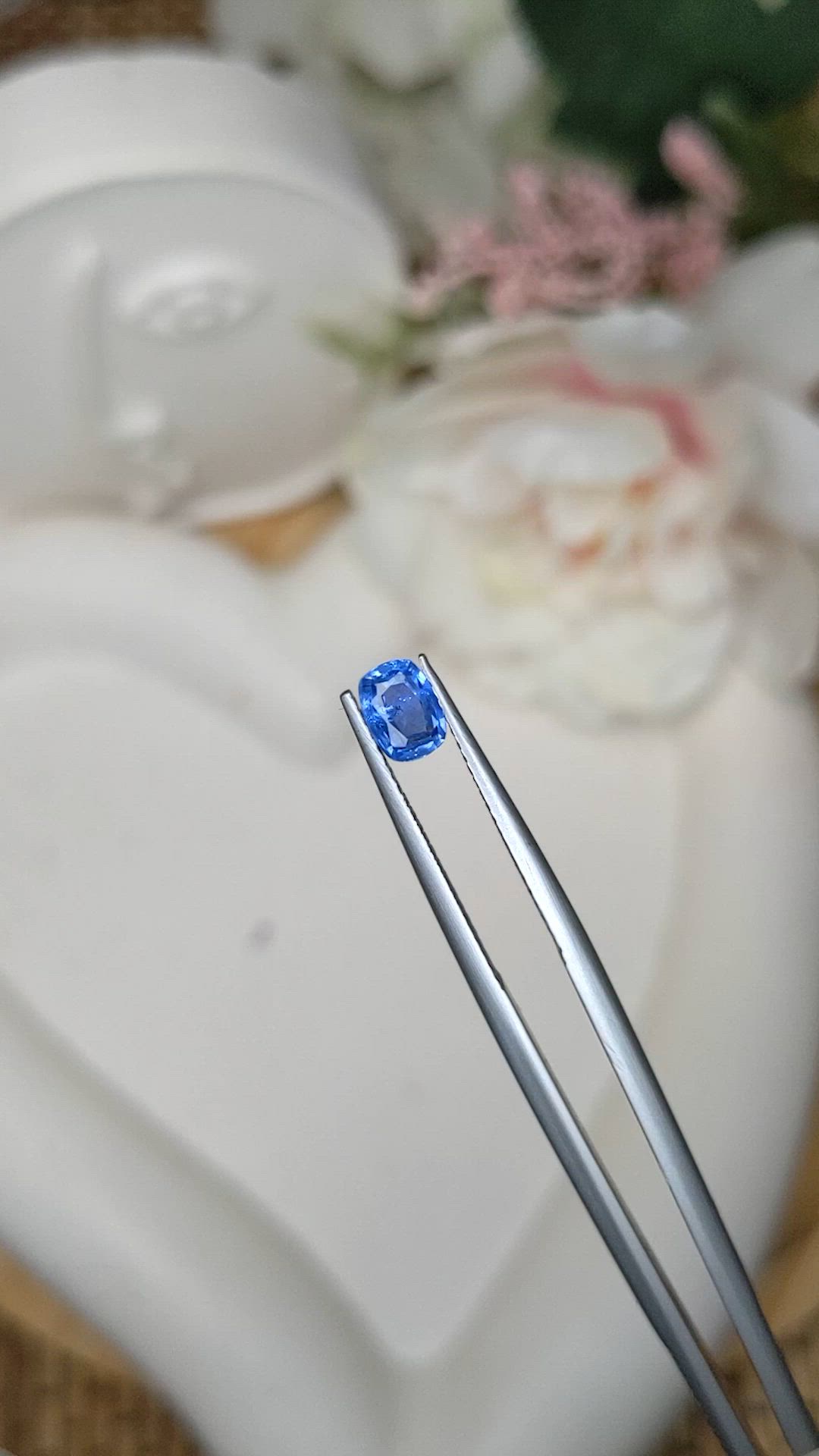 0.69 Ct. Blue Sapphire from Ceylon (Sri Lanka) Size Video