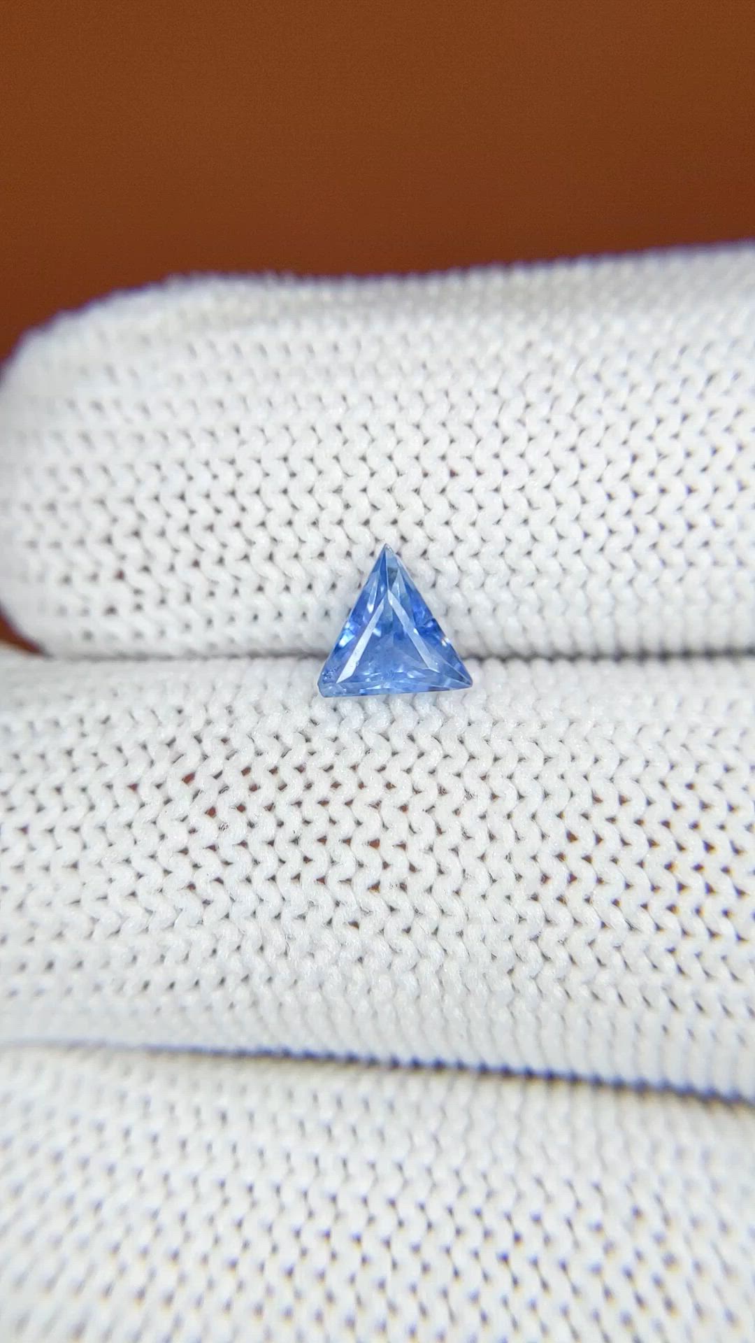 0.67 Ct. Blue Sapphire from Ceylon (Sri Lanka) Size Video